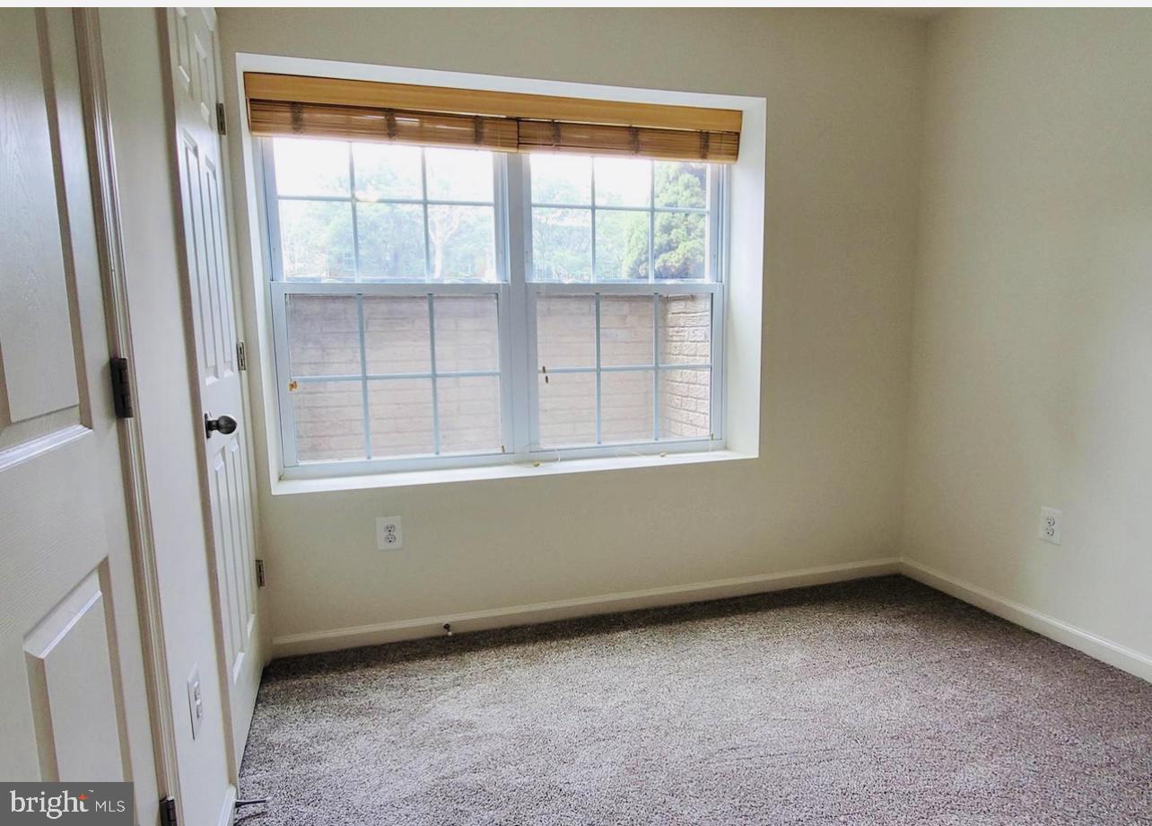 OAK HILL - Residential Lease