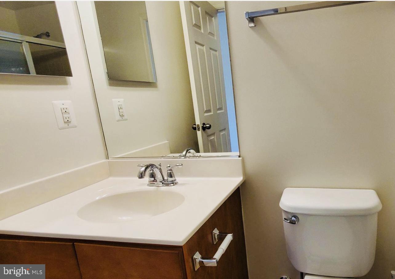 OAK HILL - Residential Lease