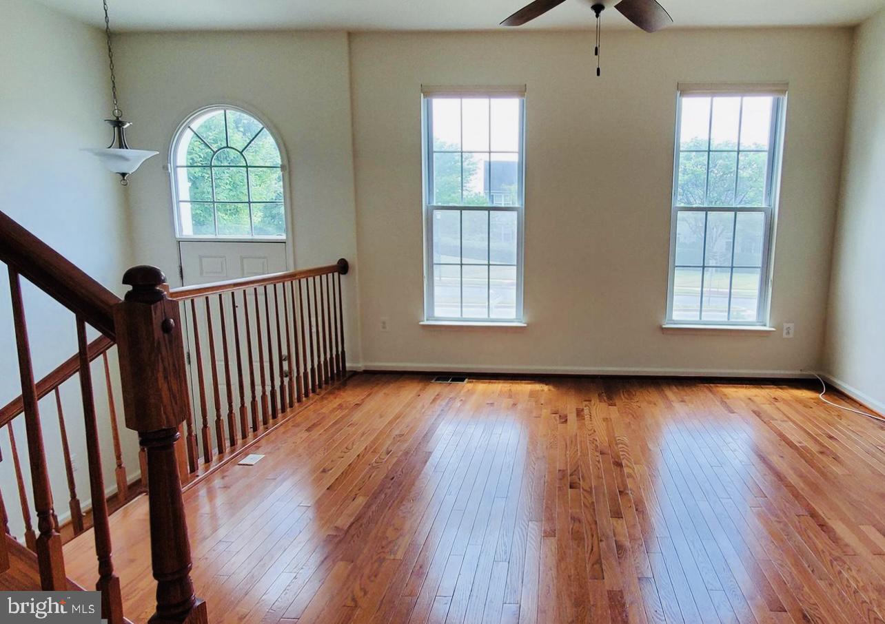 OAK HILL - Residential Lease