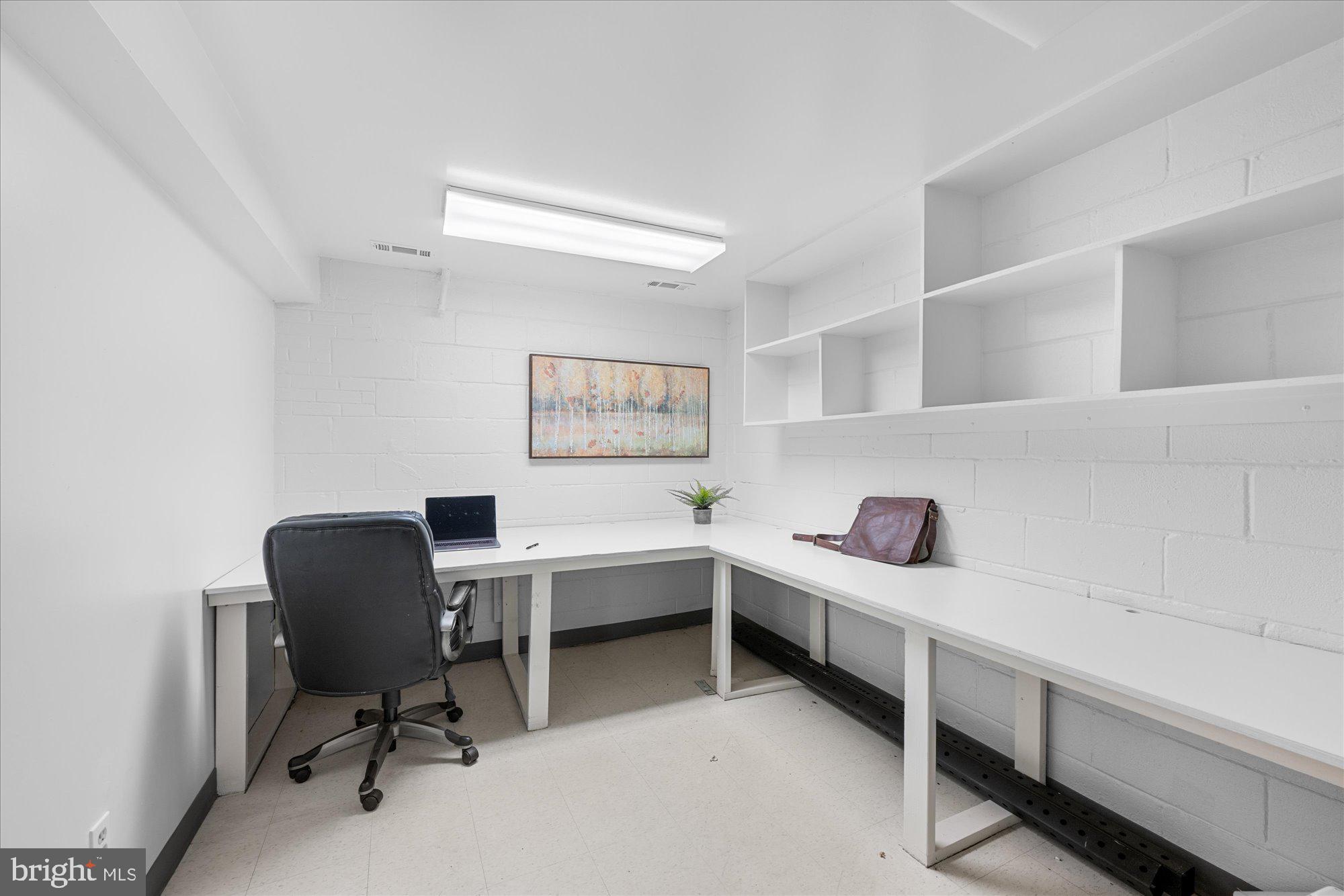 FAIRVIEW ESTATES - Residential