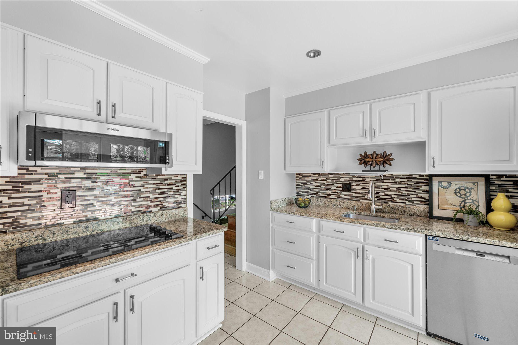 FAIRVIEW ESTATES - Residential