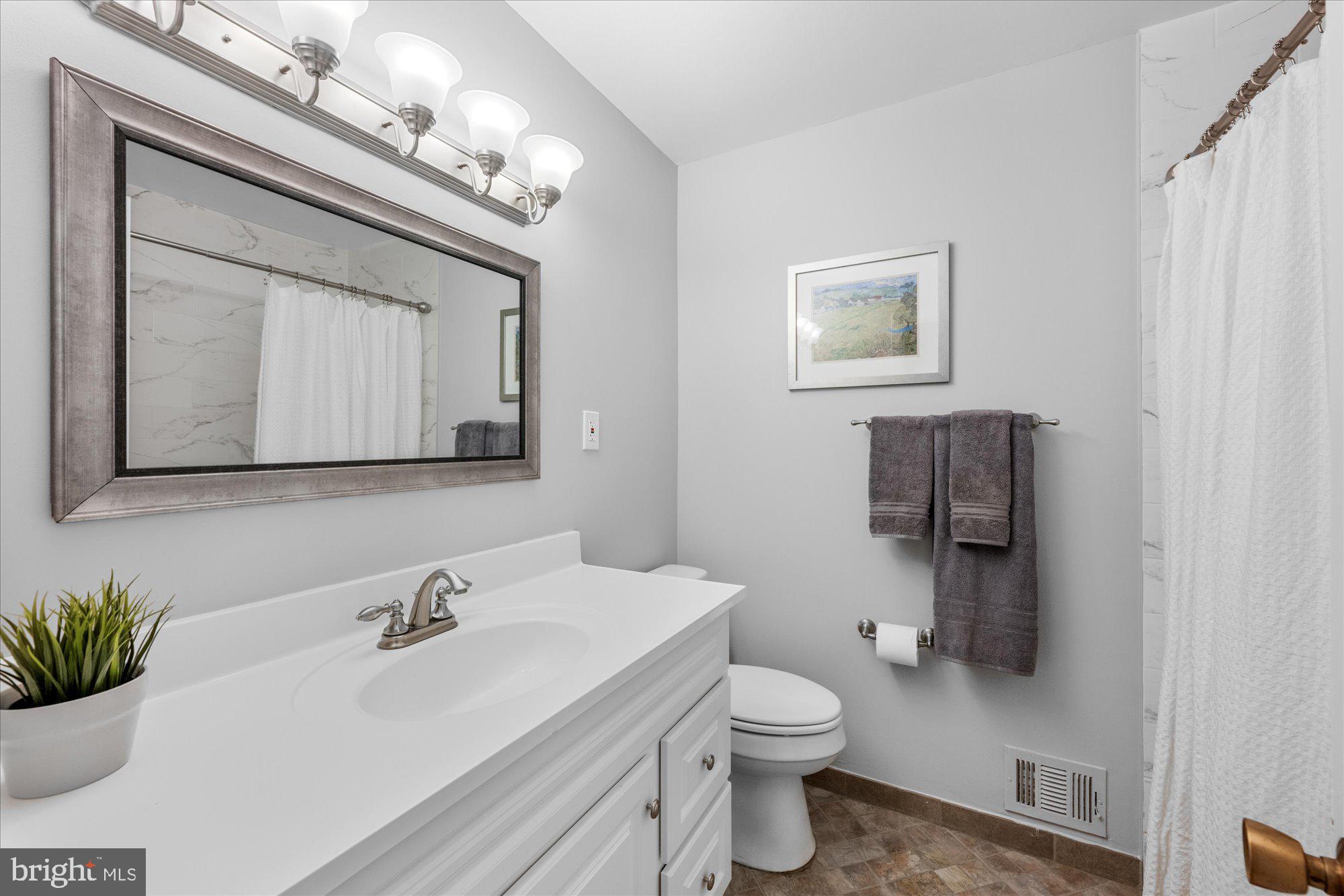 FAIRVIEW ESTATES - Residential