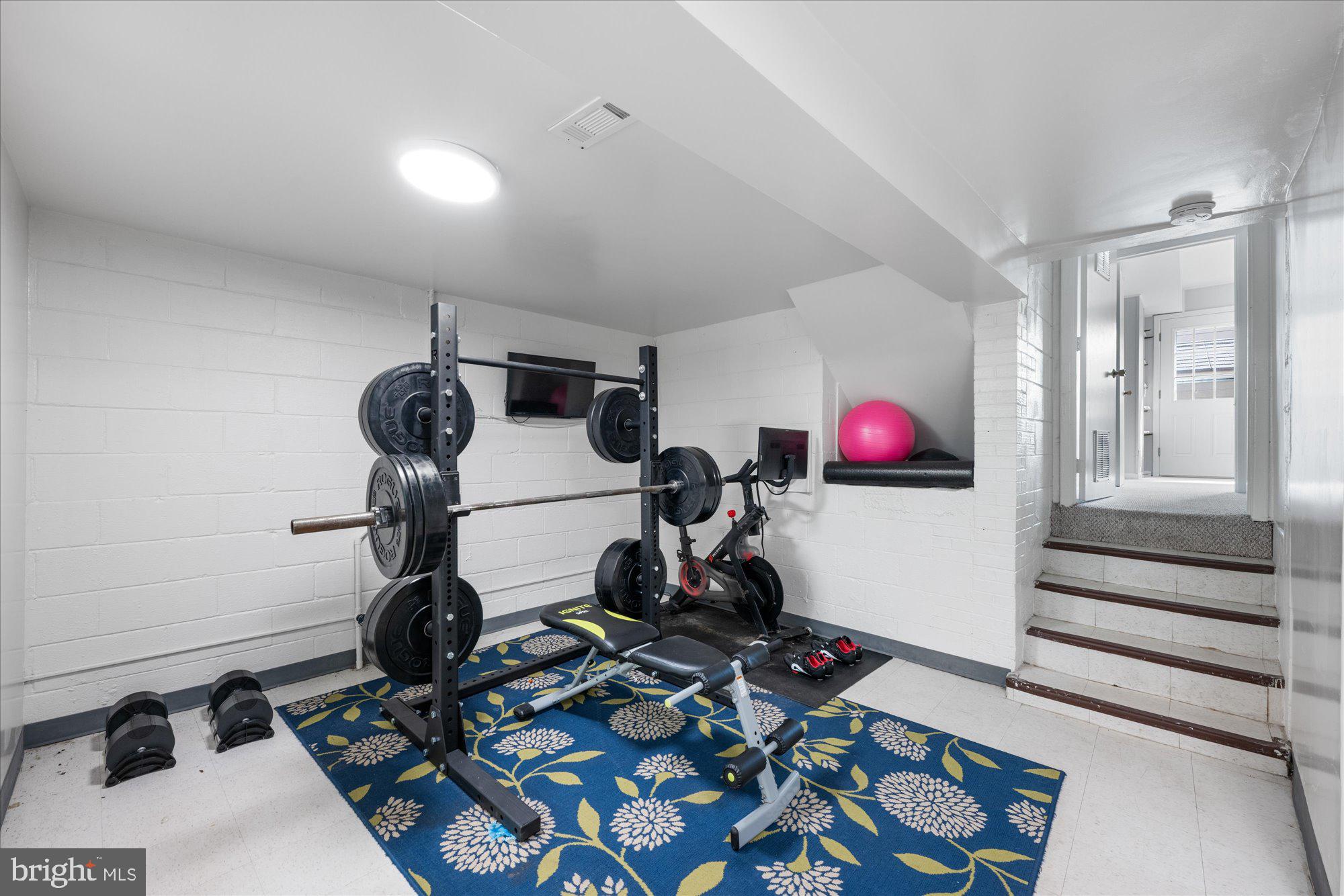 FAIRVIEW ESTATES - Residential