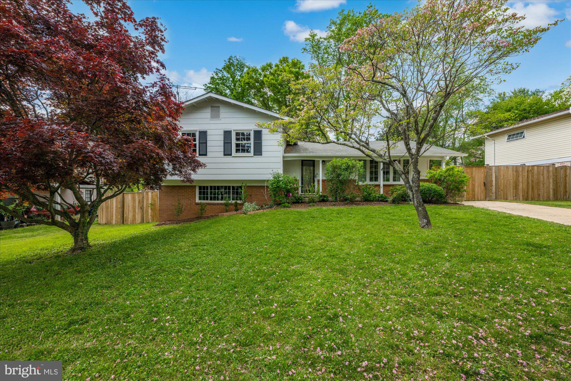 FAIRVIEW ESTATES - Residential