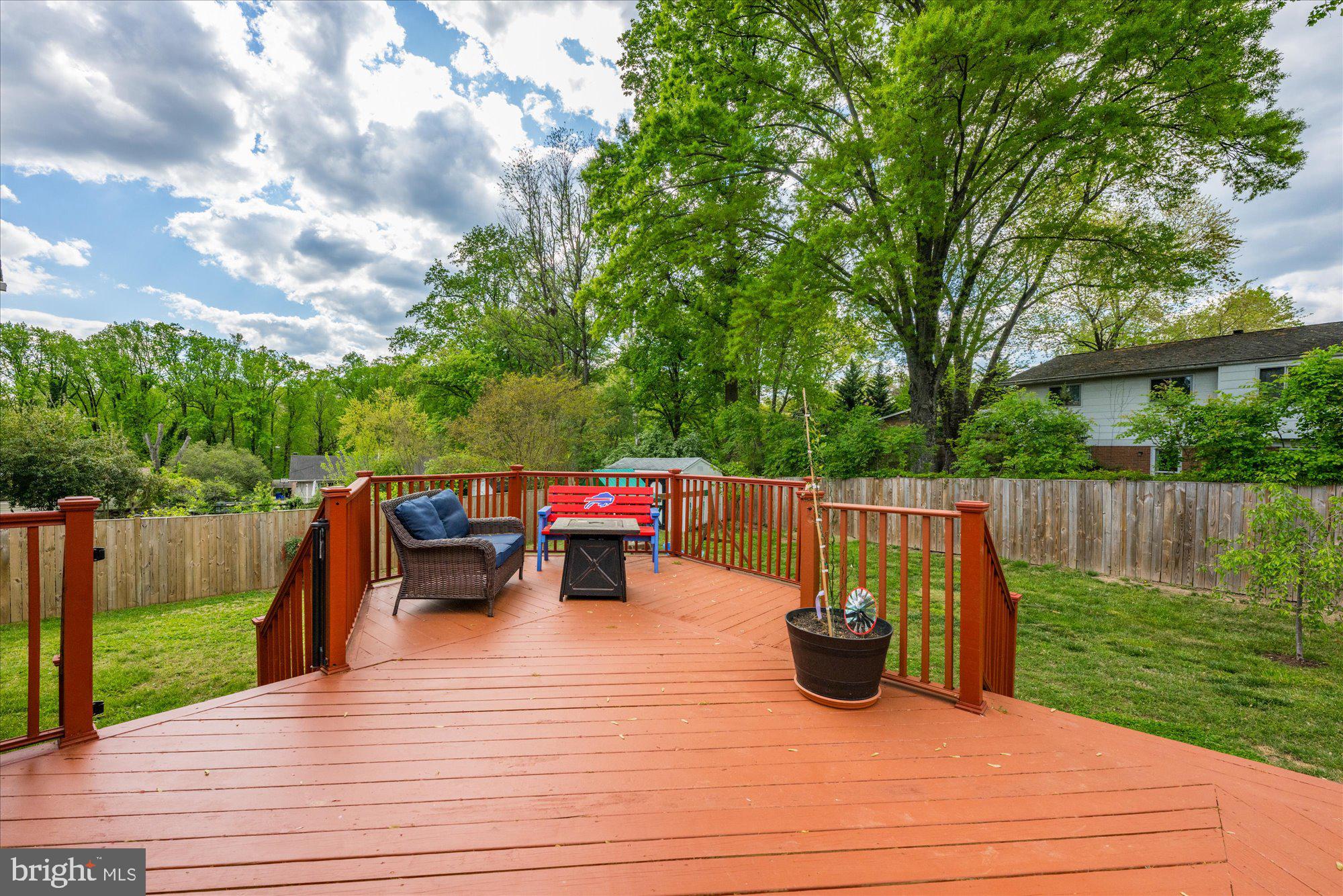 FAIRVIEW ESTATES - Residential