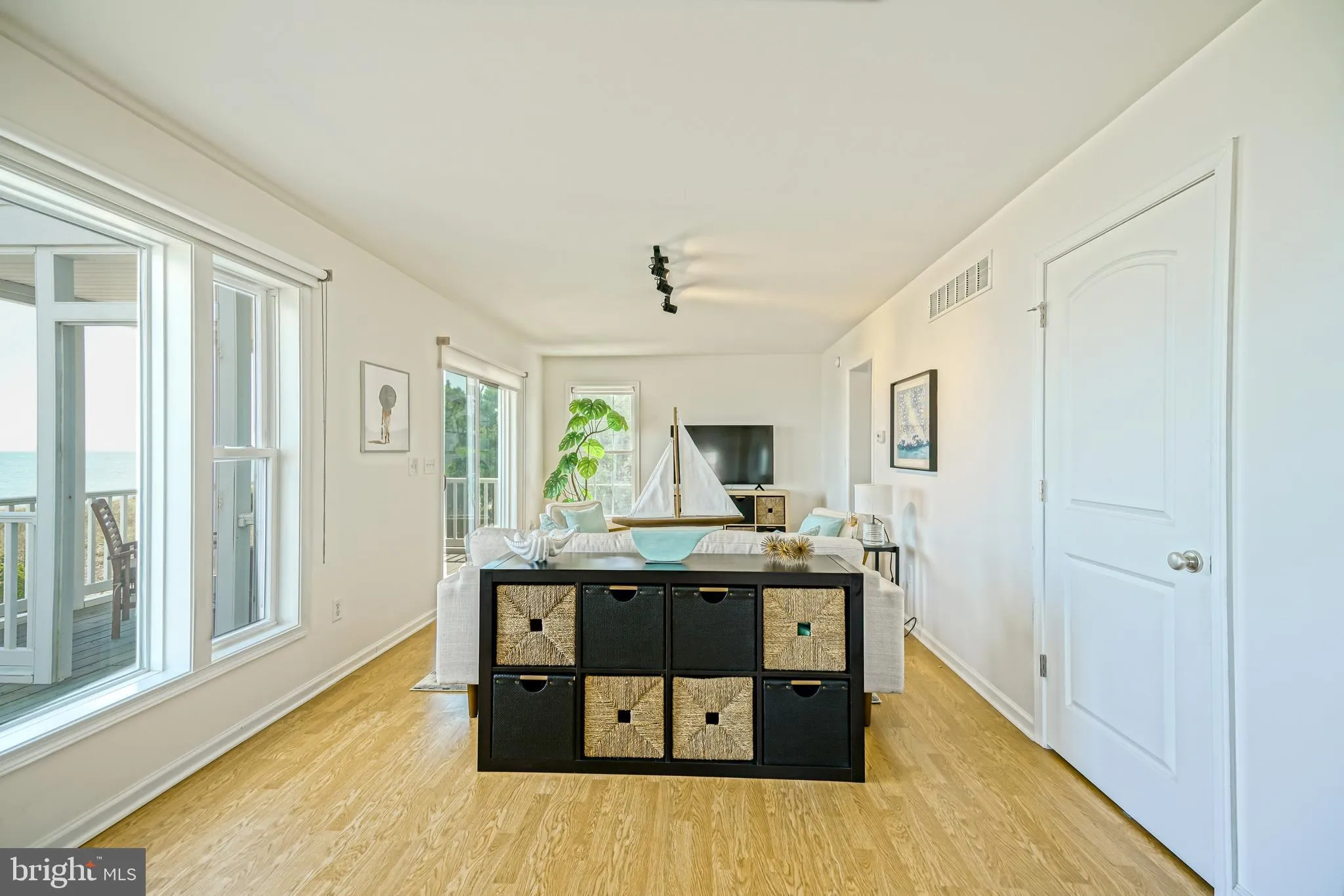 Milford, Delaware 19963, United States, 3 Bedrooms Bedrooms, ,3 BathroomsBathrooms,Residential,Contingent,204510