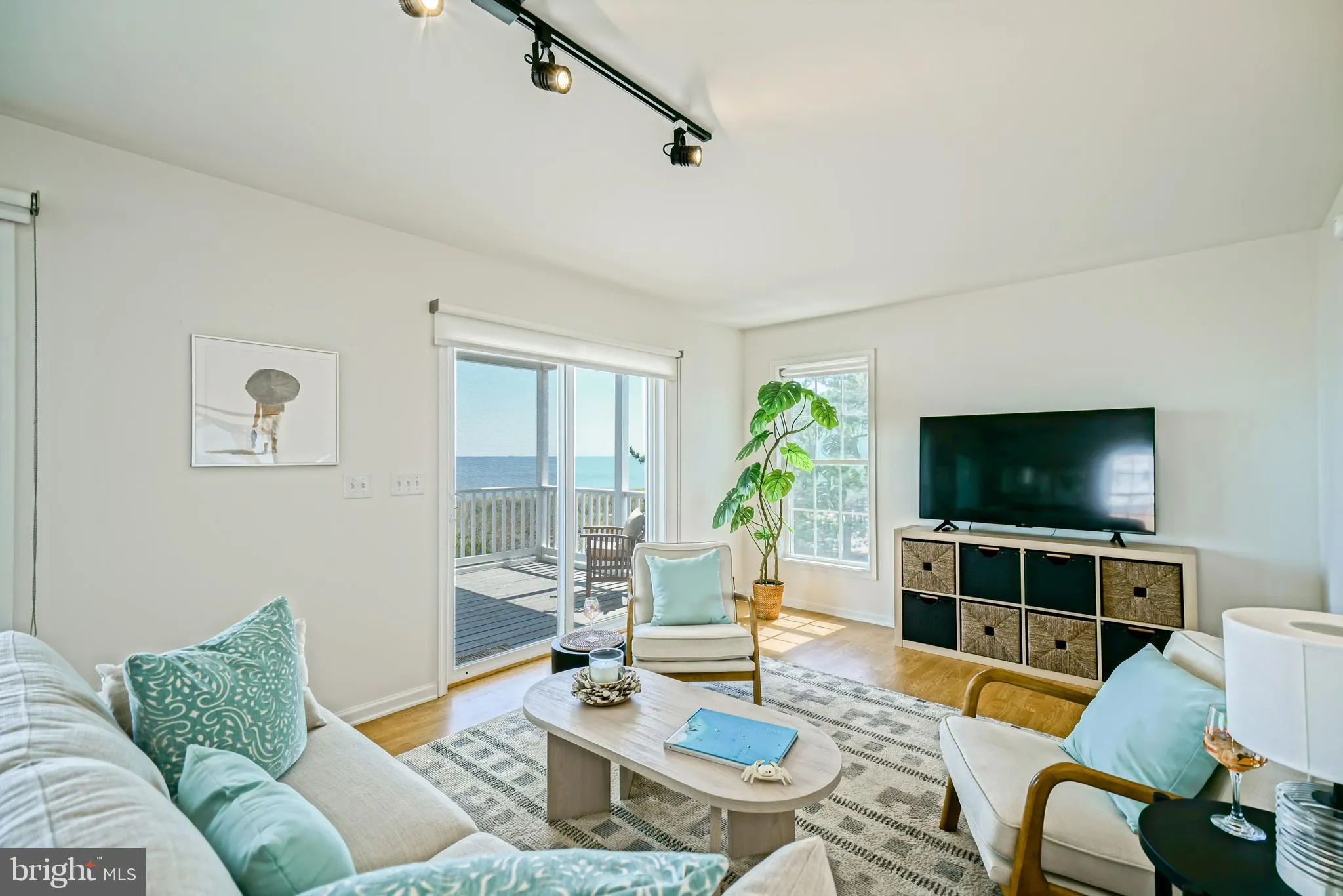 Milford, Delaware 19963, United States, 3 Bedrooms Bedrooms, ,3 BathroomsBathrooms,Residential,Contingent,204510