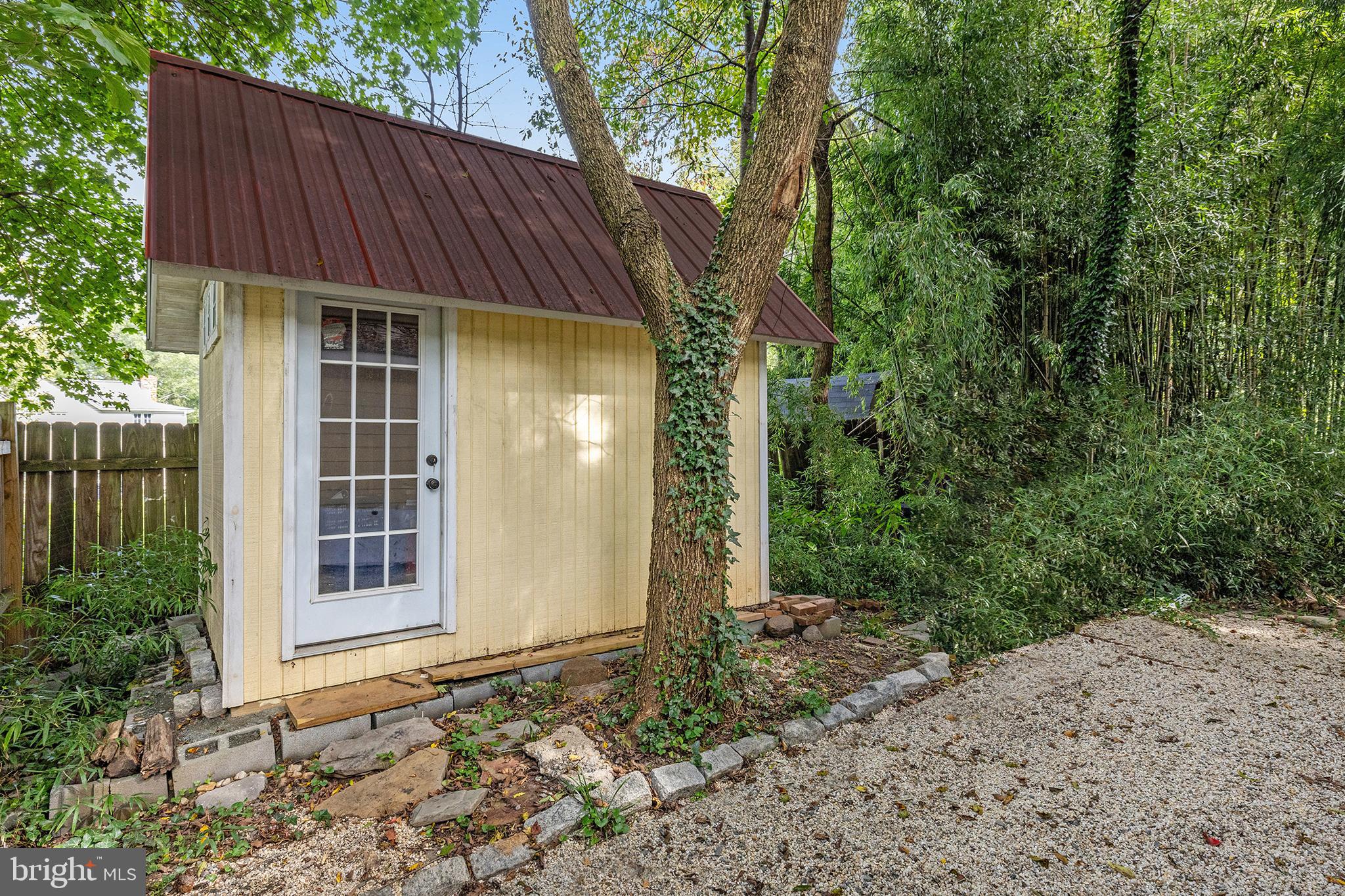 VAN VLECKS - Residential