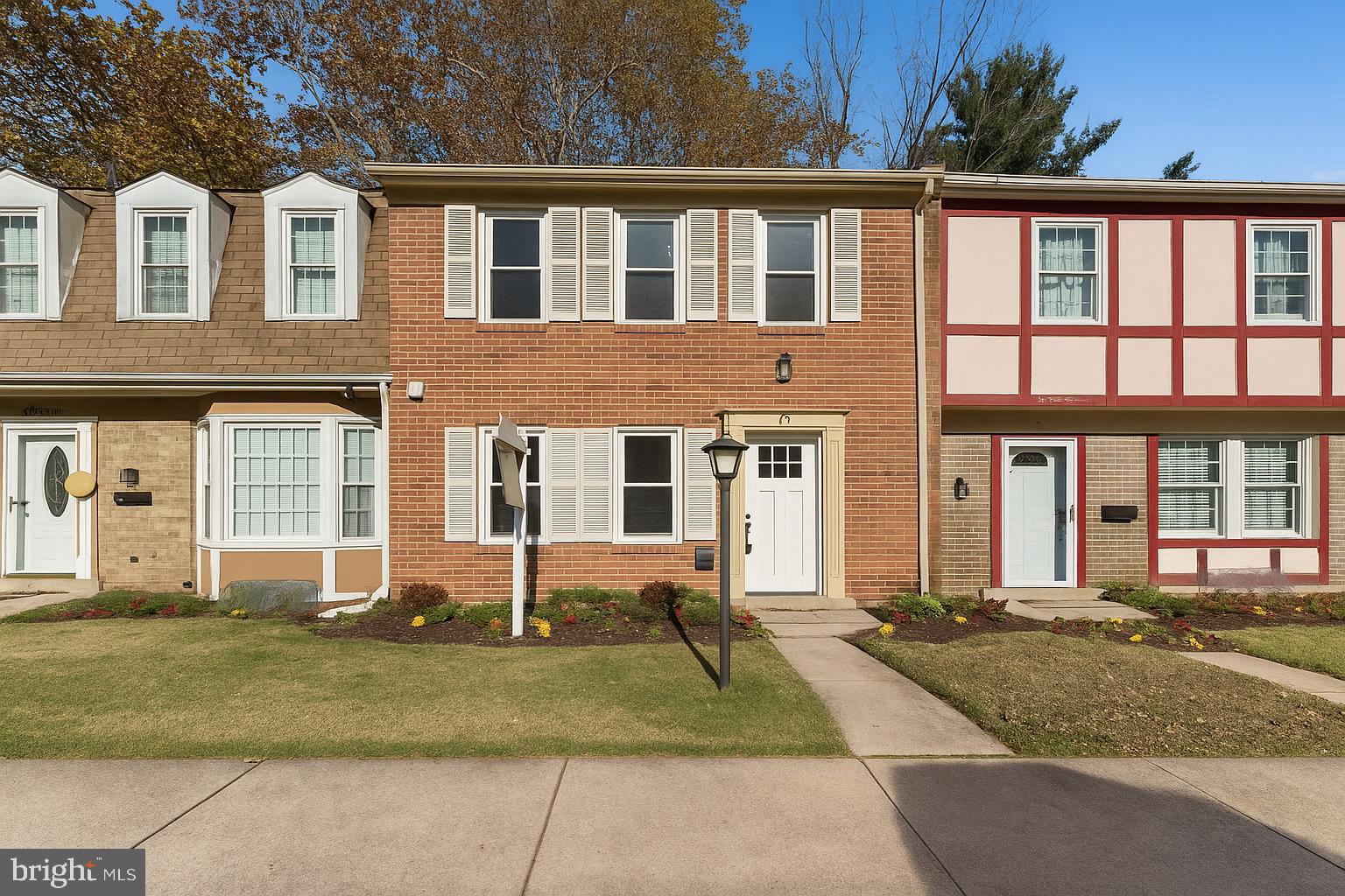 SHADY GROVE VILLAGE - Residential