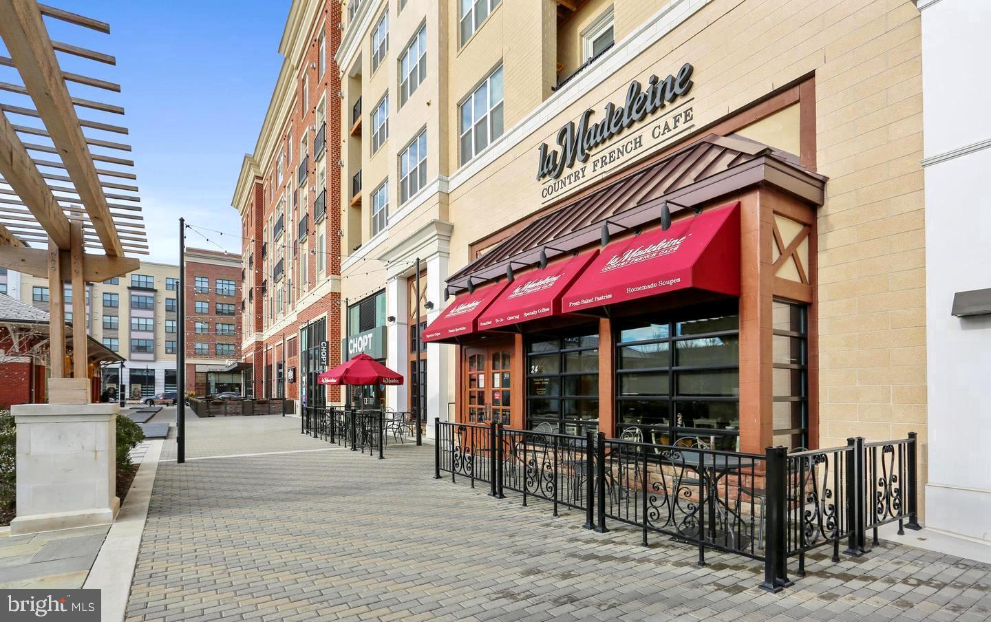 SHADY GROVE VILLAGE - Residential