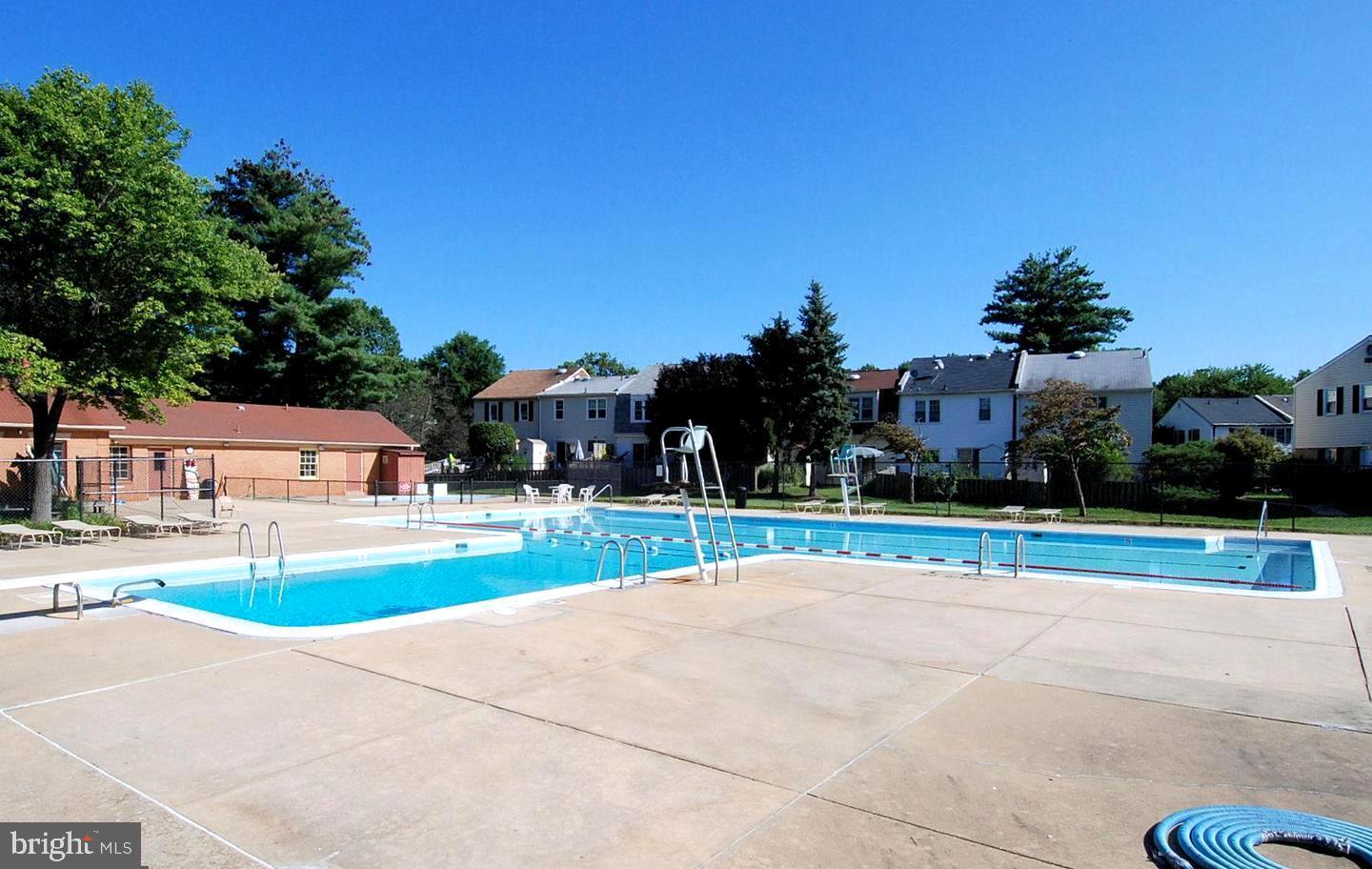 SHADY GROVE VILLAGE - Residential