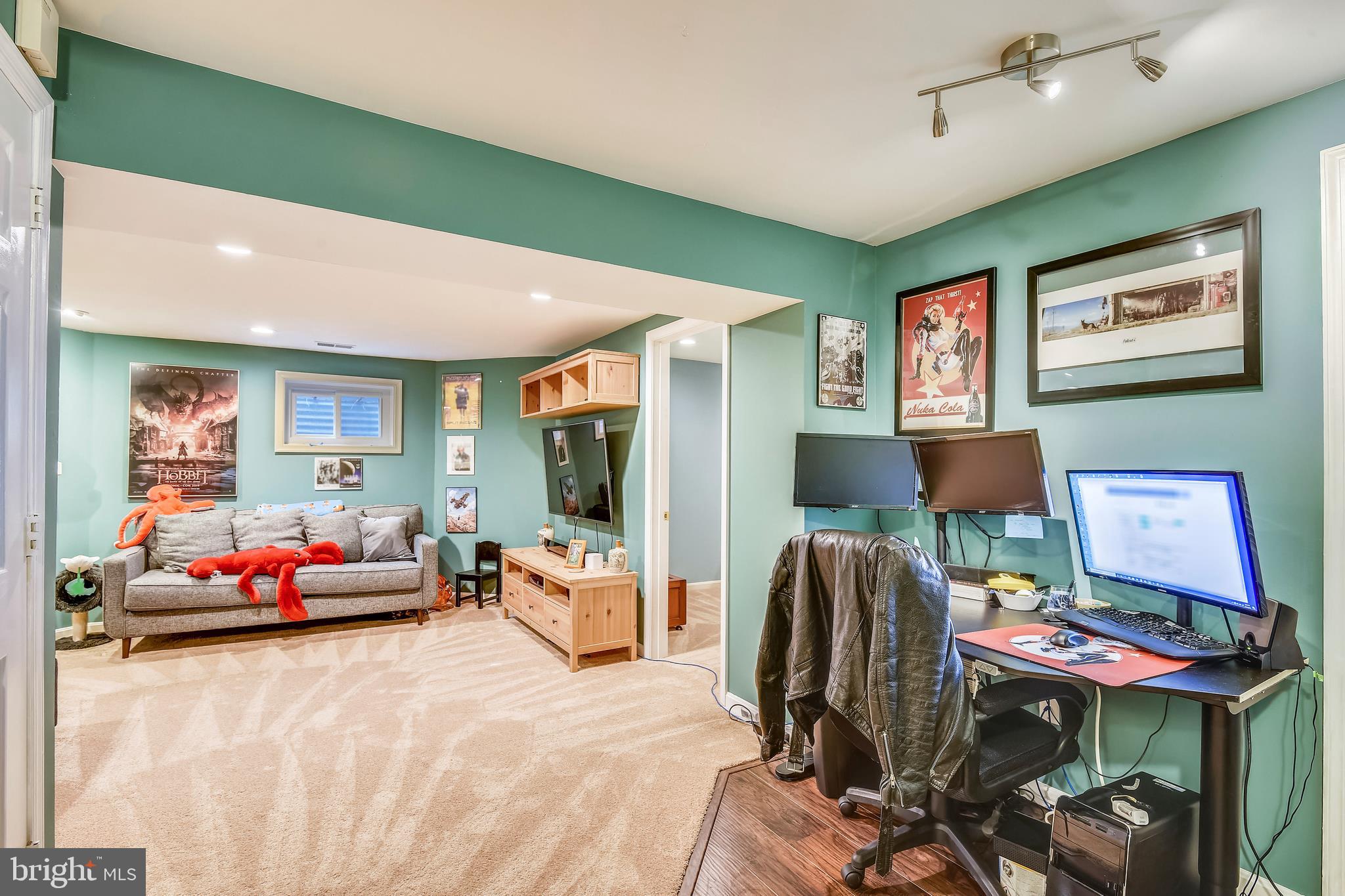 ASHBURN FARM - Residential