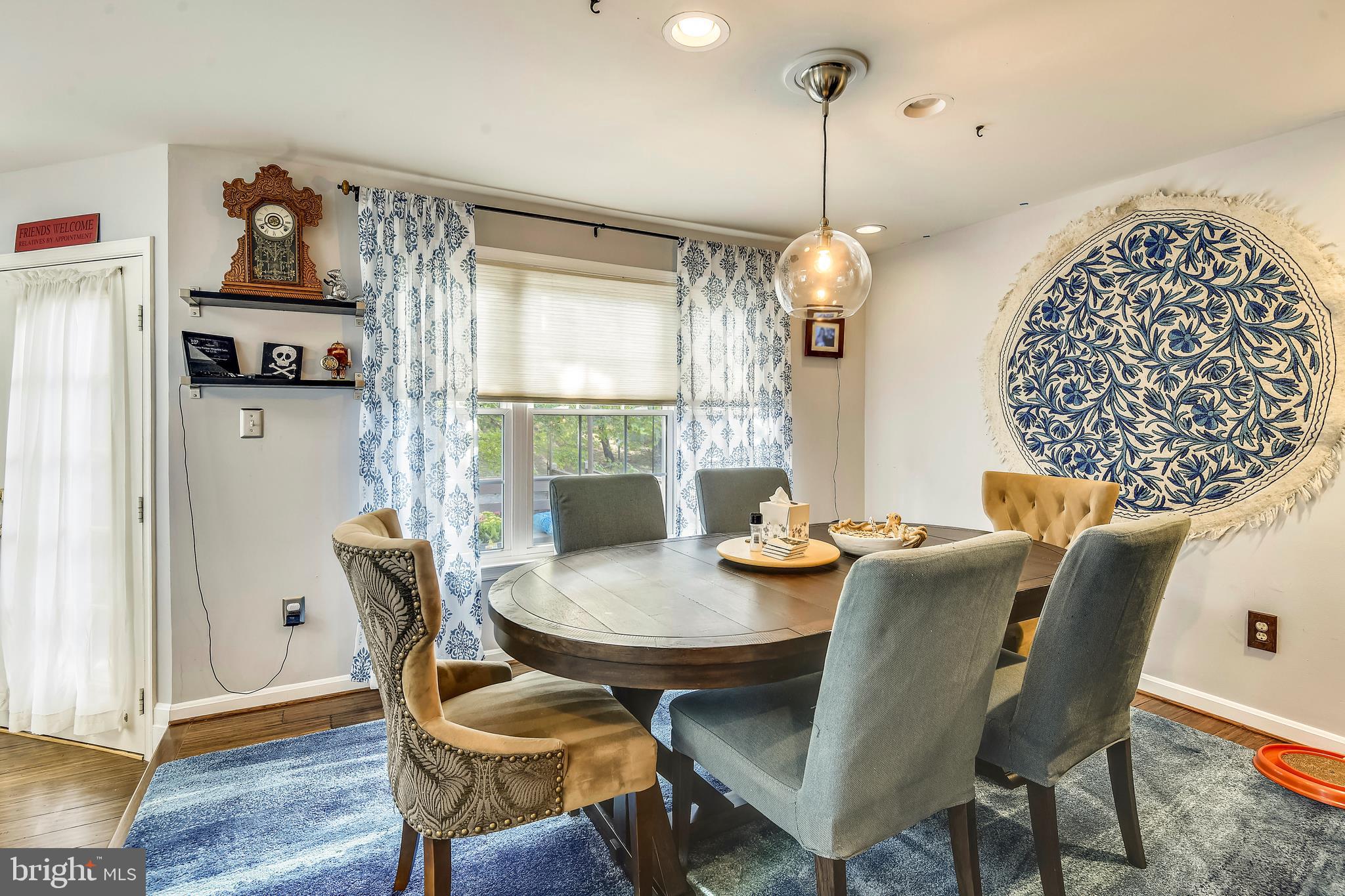 ASHBURN FARM - Residential