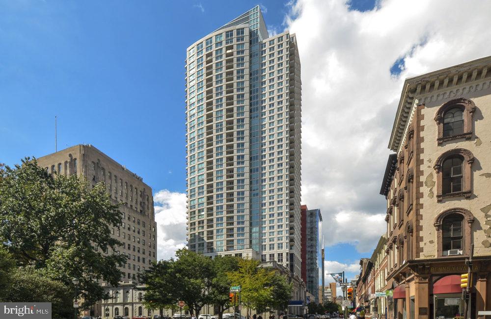 Towering over the Historic Washington Square is THE ST. JAMES. Prestigious and distinctive living await you inside this highly amenitized building including a 24 hour concierge and so much more. Enjoy entertainment, fine dining and shopping, all within a few blocks of The St. James. Like to swim, walk or workout? Life at THE ST. JAMES allows you to do it all. Only steps away from transportation, shopping, fine dining, Thomas Jefferson University, Pennsylvania Hospital, businesses, and Philadelphia's cultural, city and national landmarks. See for yourself what THE ST. JAMES lifestyle is all about. * Prices & Availability Subject To Change On Daily Basis * Photographs are of model units *