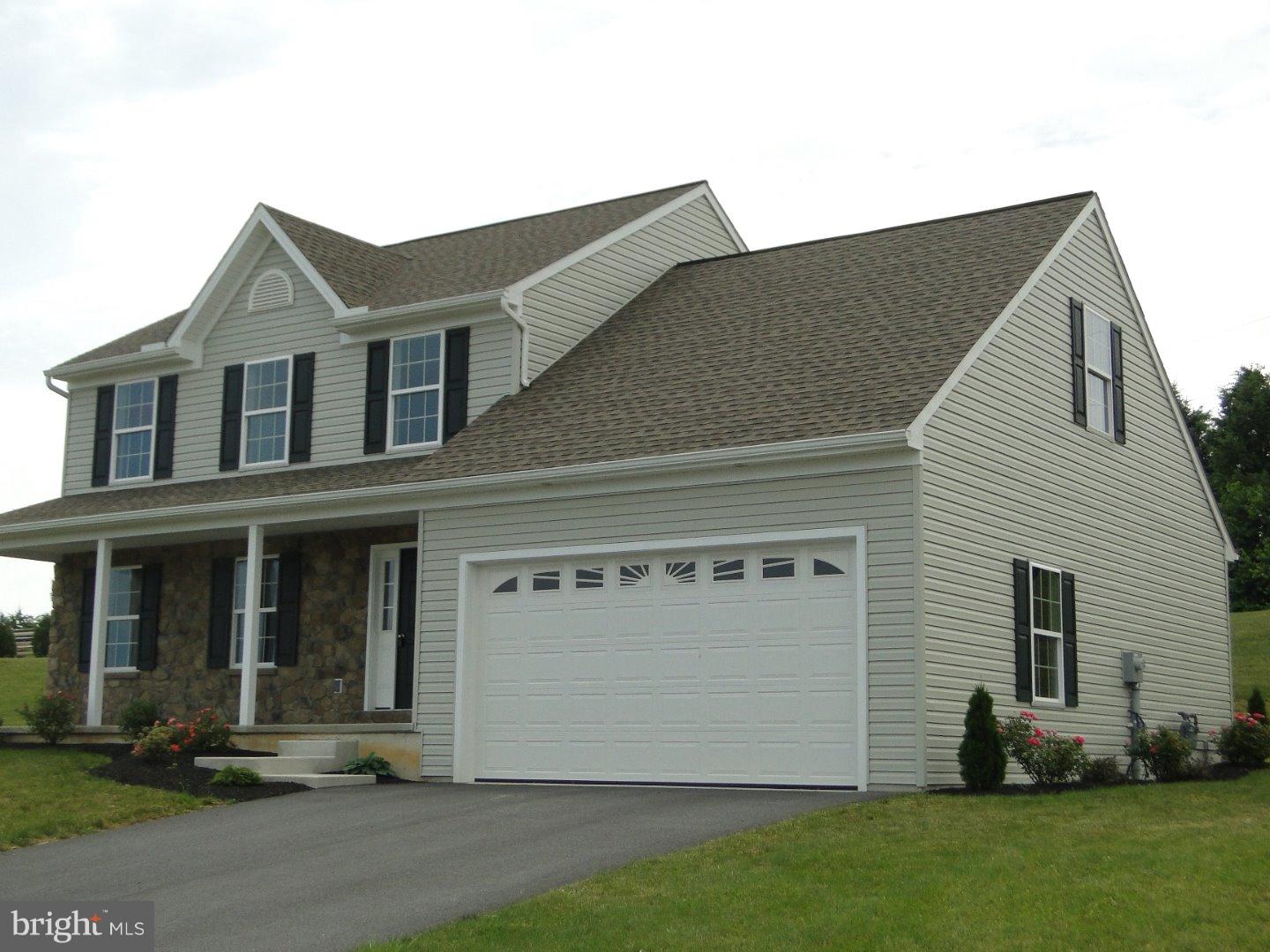 RIVER BEND ESTATES - Residential