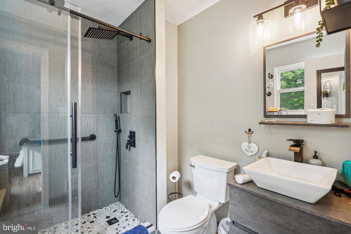 HUNGERFORD - Residential Lease