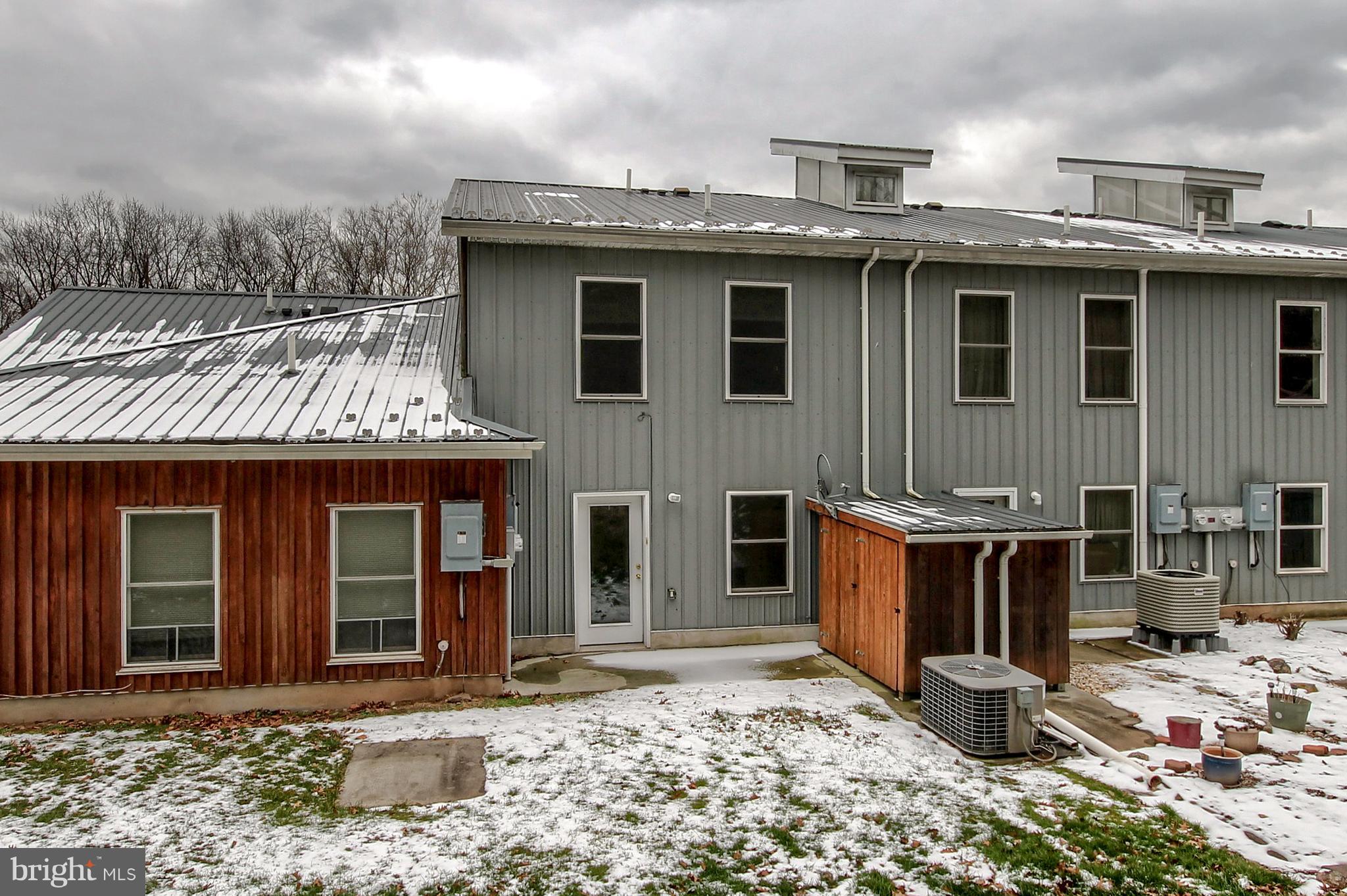 PETERSBURG COMMONS - Residential