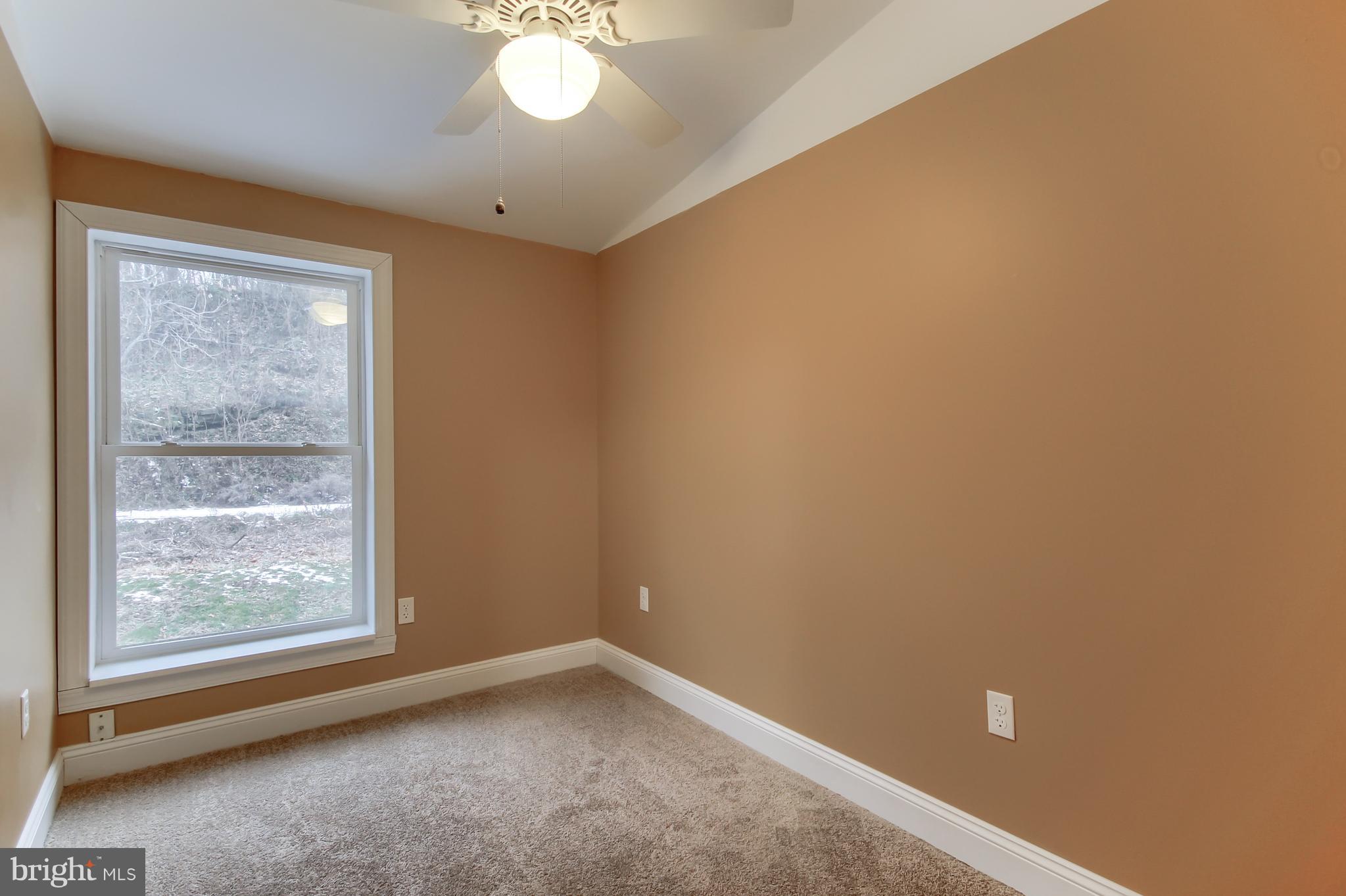 PETERSBURG COMMONS - Residential