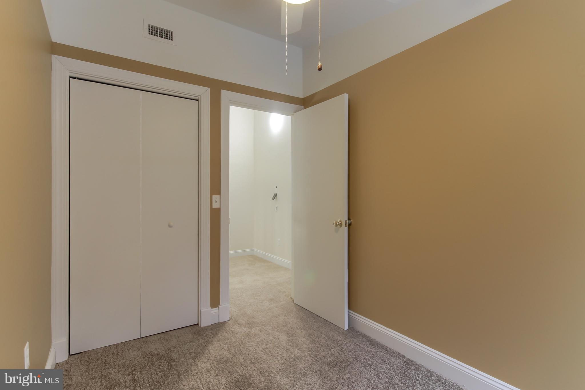 PETERSBURG COMMONS - Residential