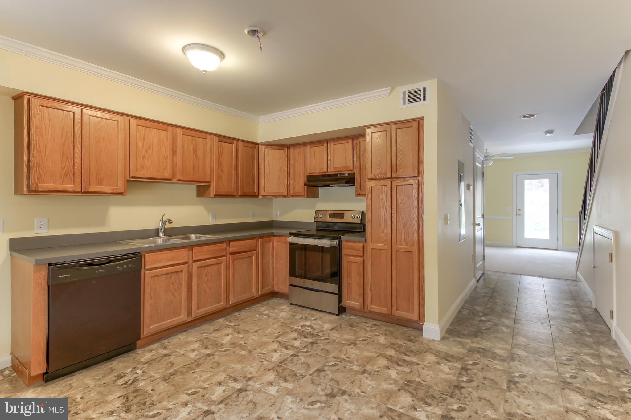 PETERSBURG COMMONS - Residential