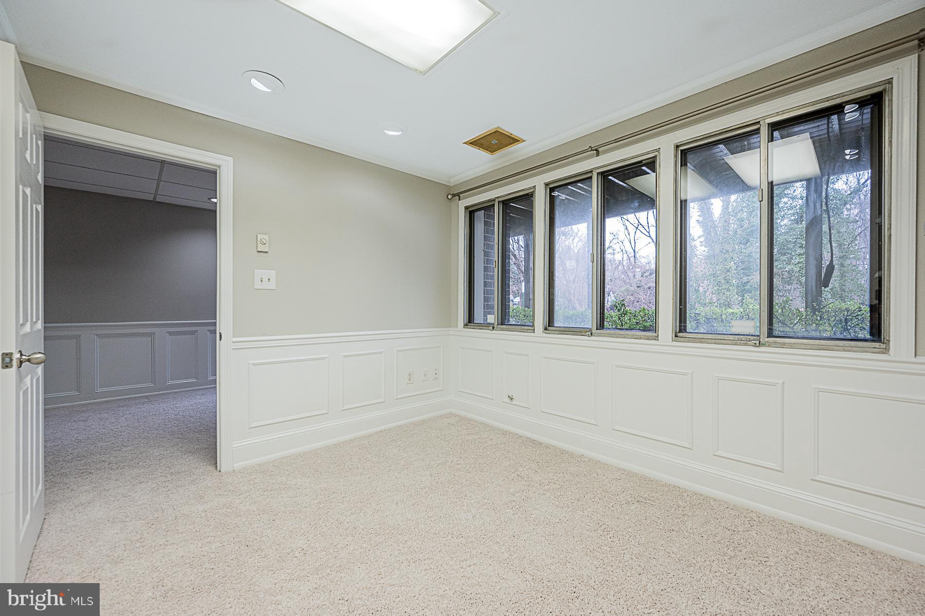 GREENBERRY WOODS - Residential