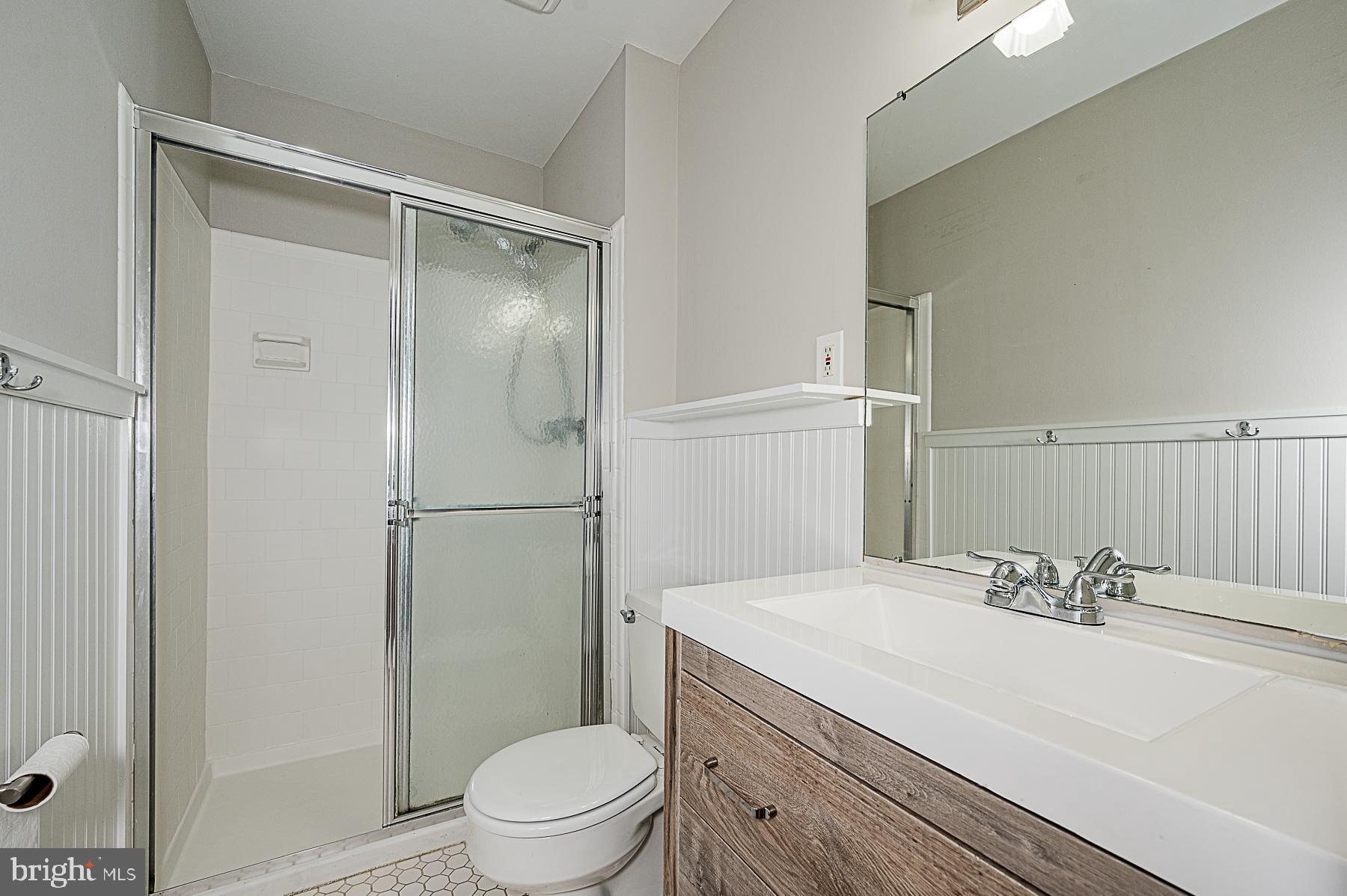 GREENBERRY WOODS - Residential