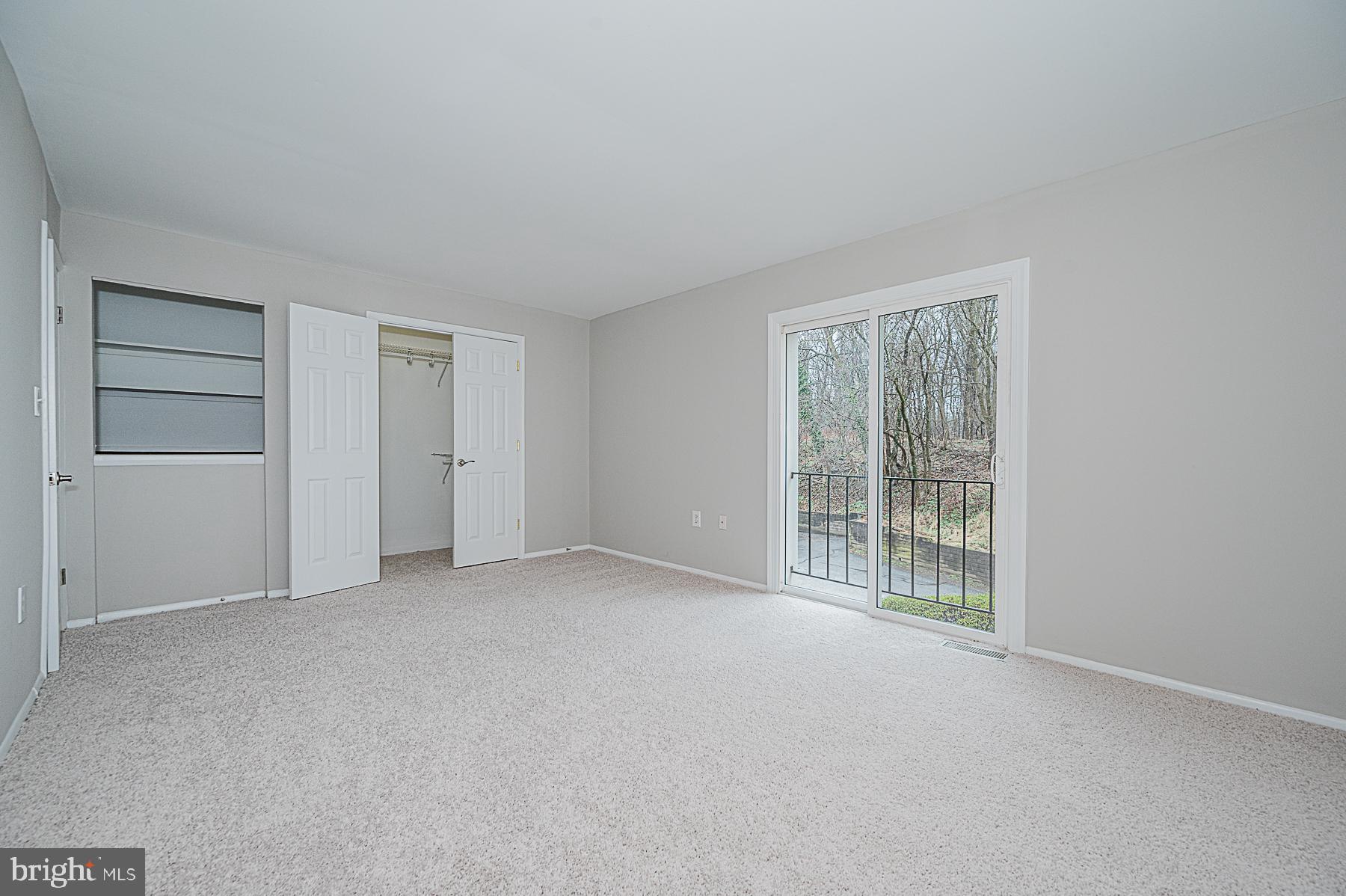 GREENBERRY WOODS - Residential