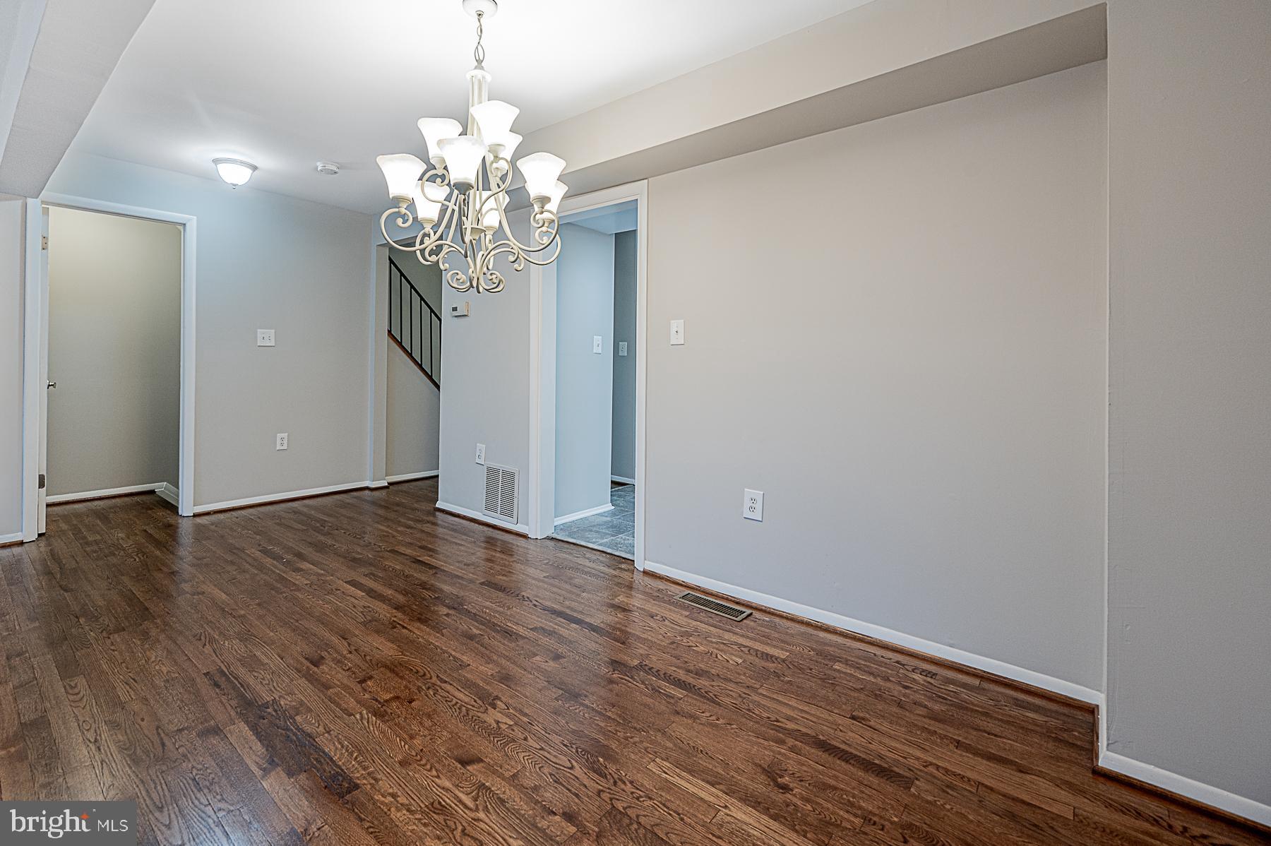 GREENBERRY WOODS - Residential