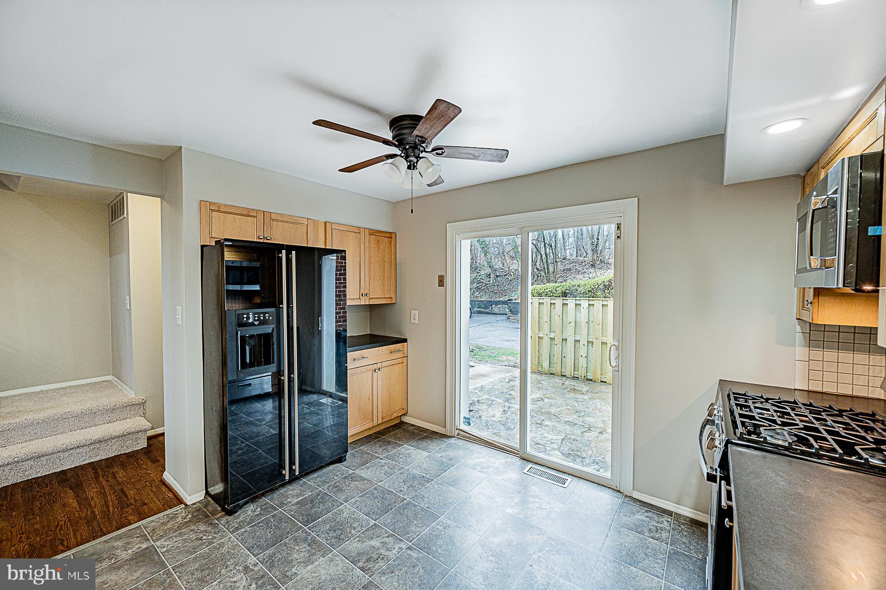 GREENBERRY WOODS - Residential