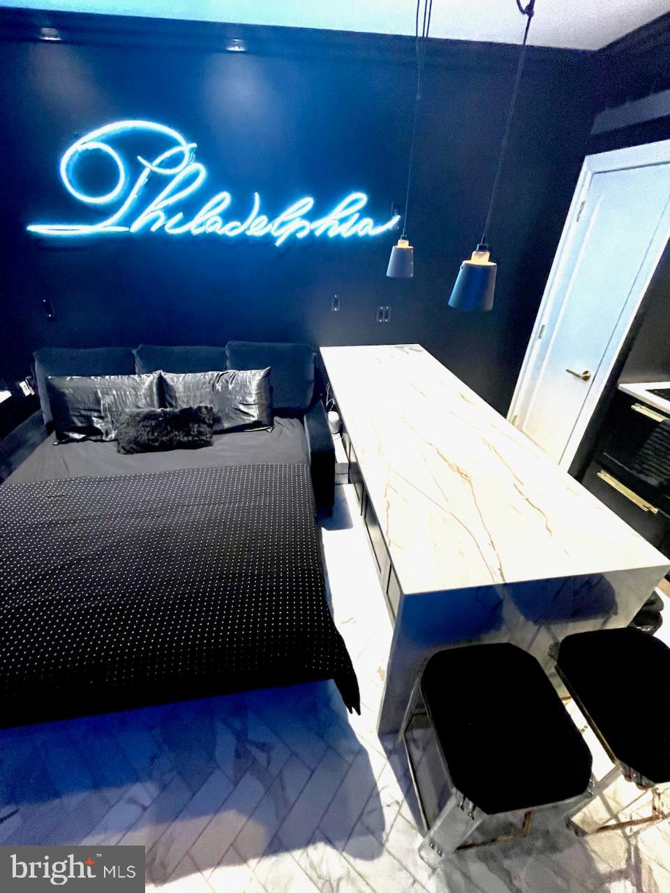 AVENUE OF THE ARTS - Residential