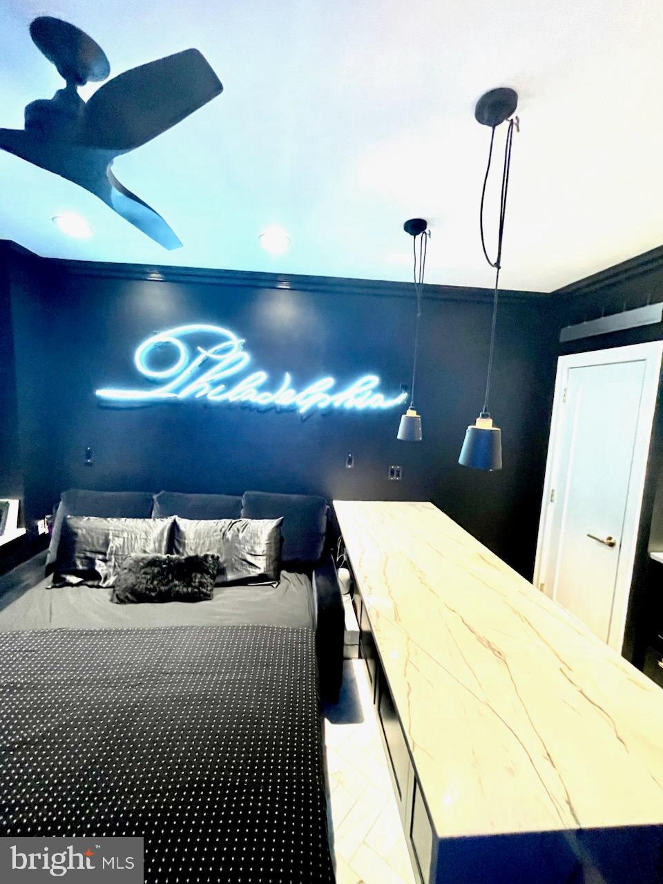 AVENUE OF THE ARTS - Residential