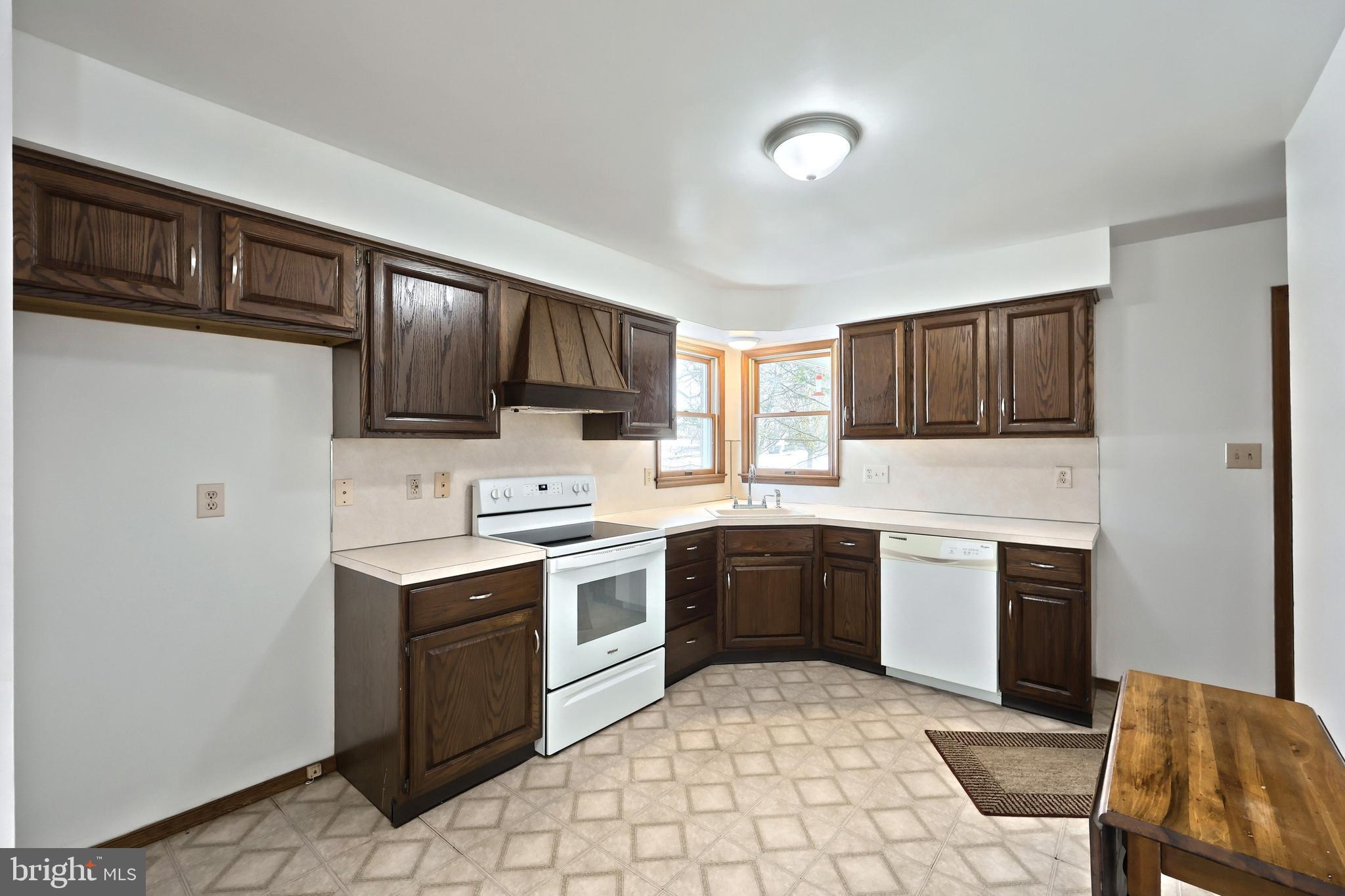 LAKE MEADE - Residential