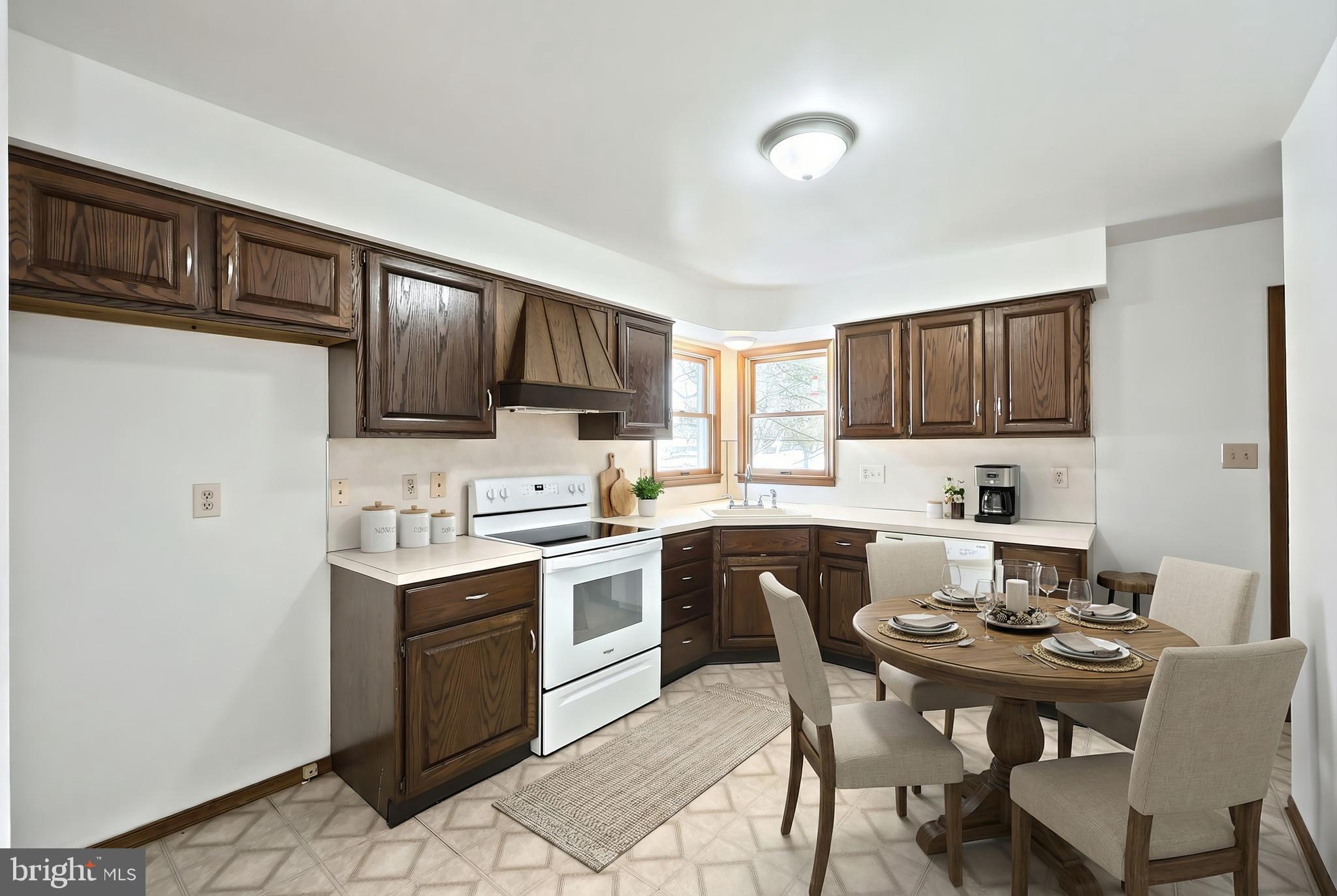 LAKE MEADE - Residential