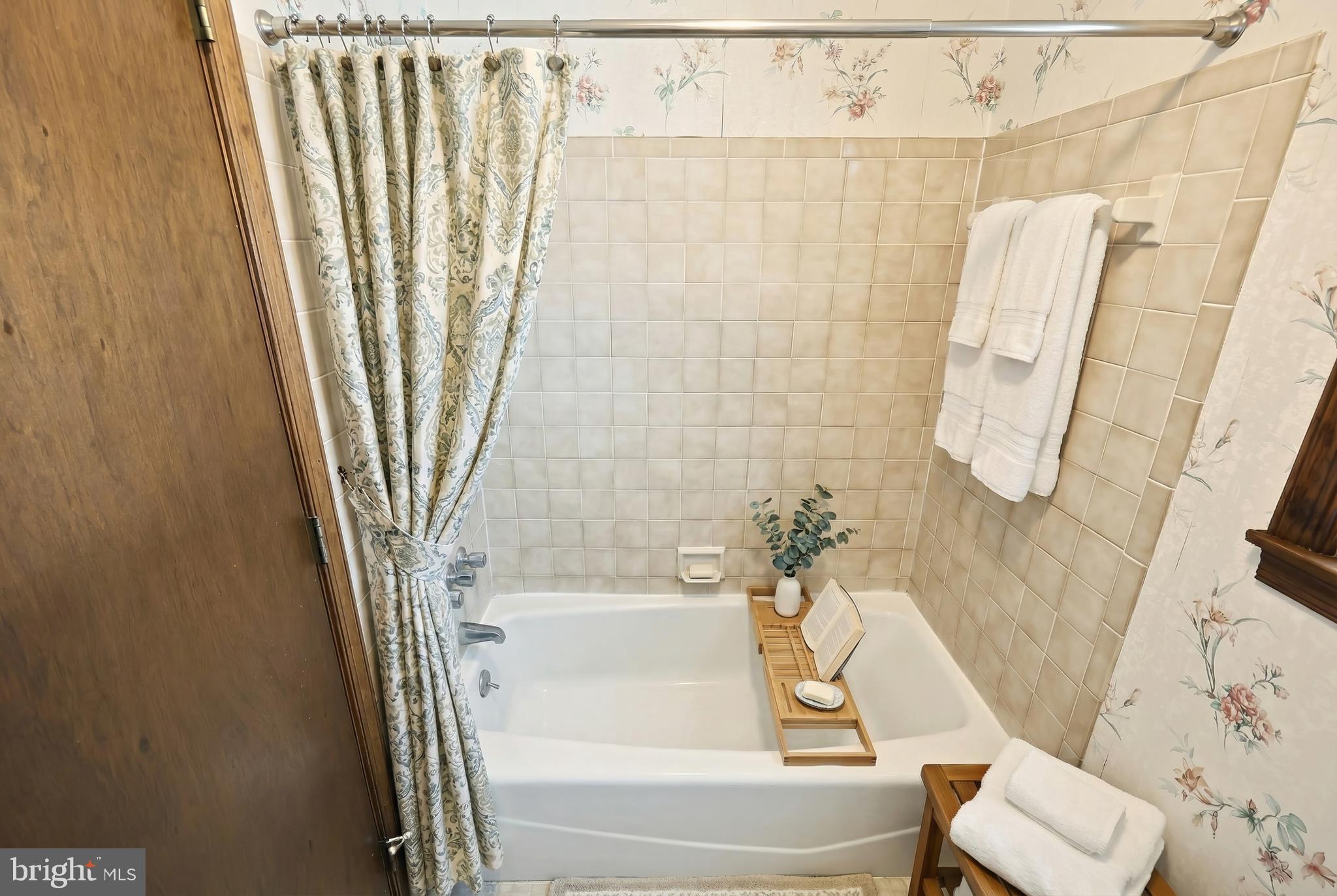 LAKE MEADE - Residential