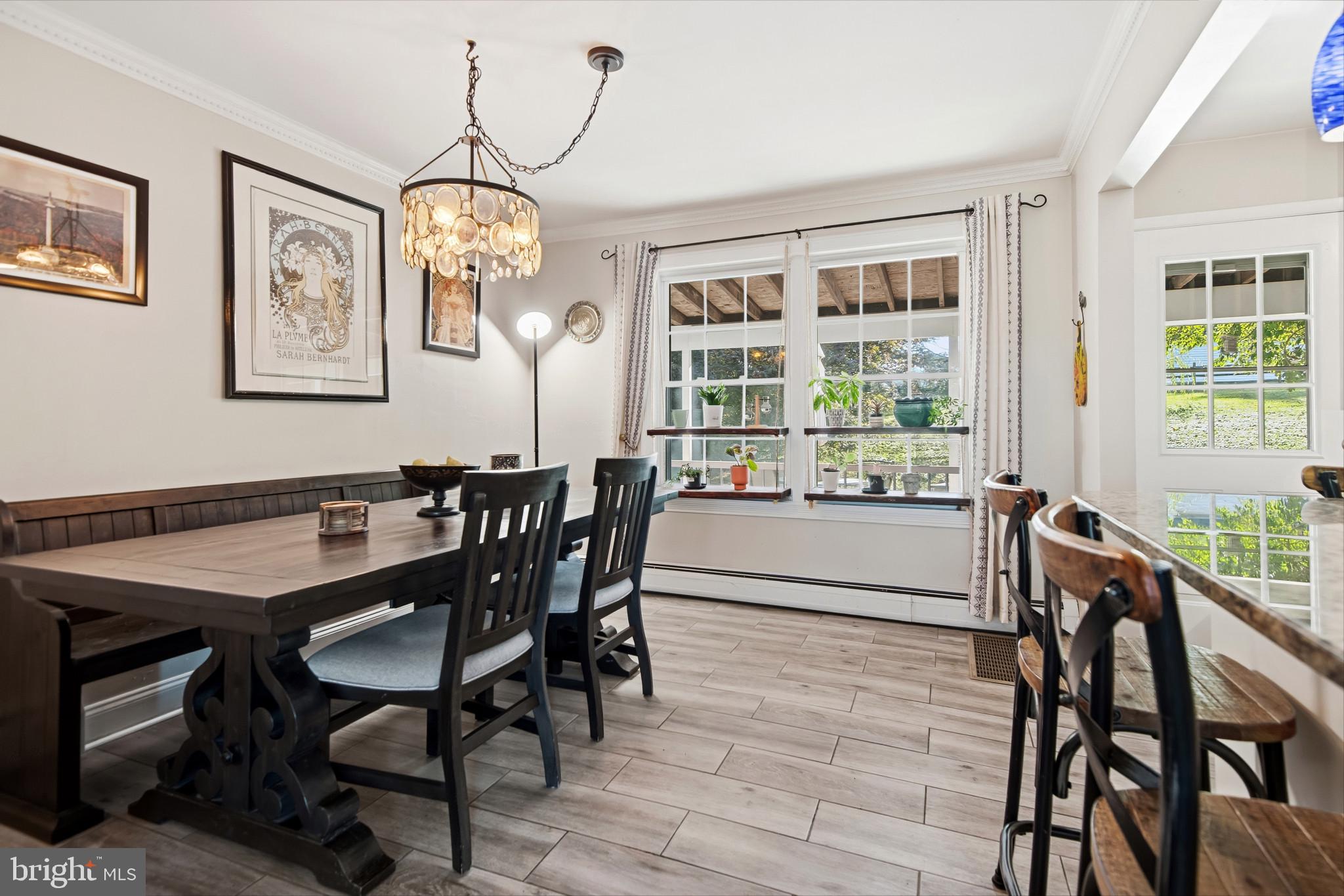 CLOVERDALE - Residential