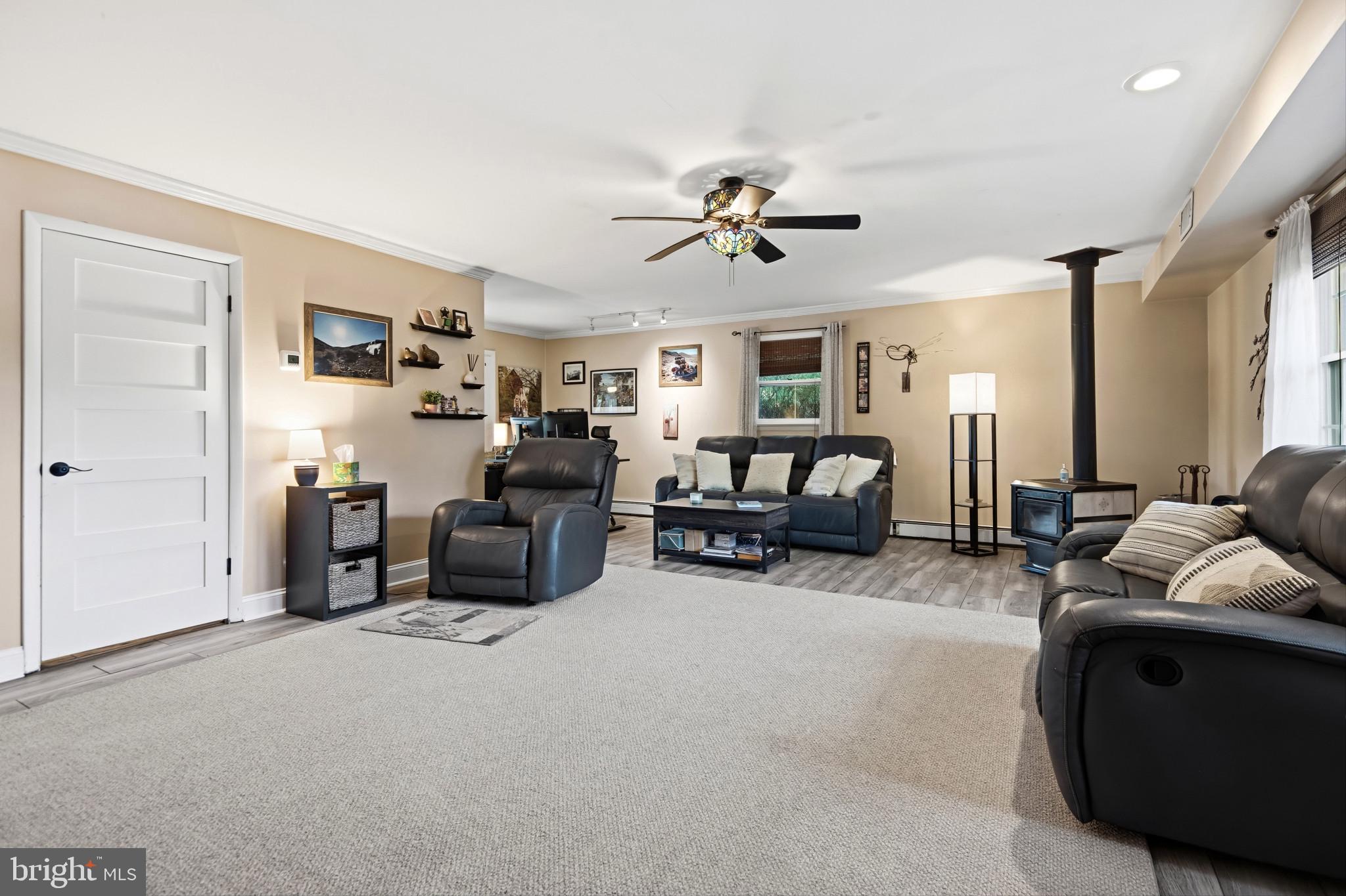 CLOVERDALE - Residential