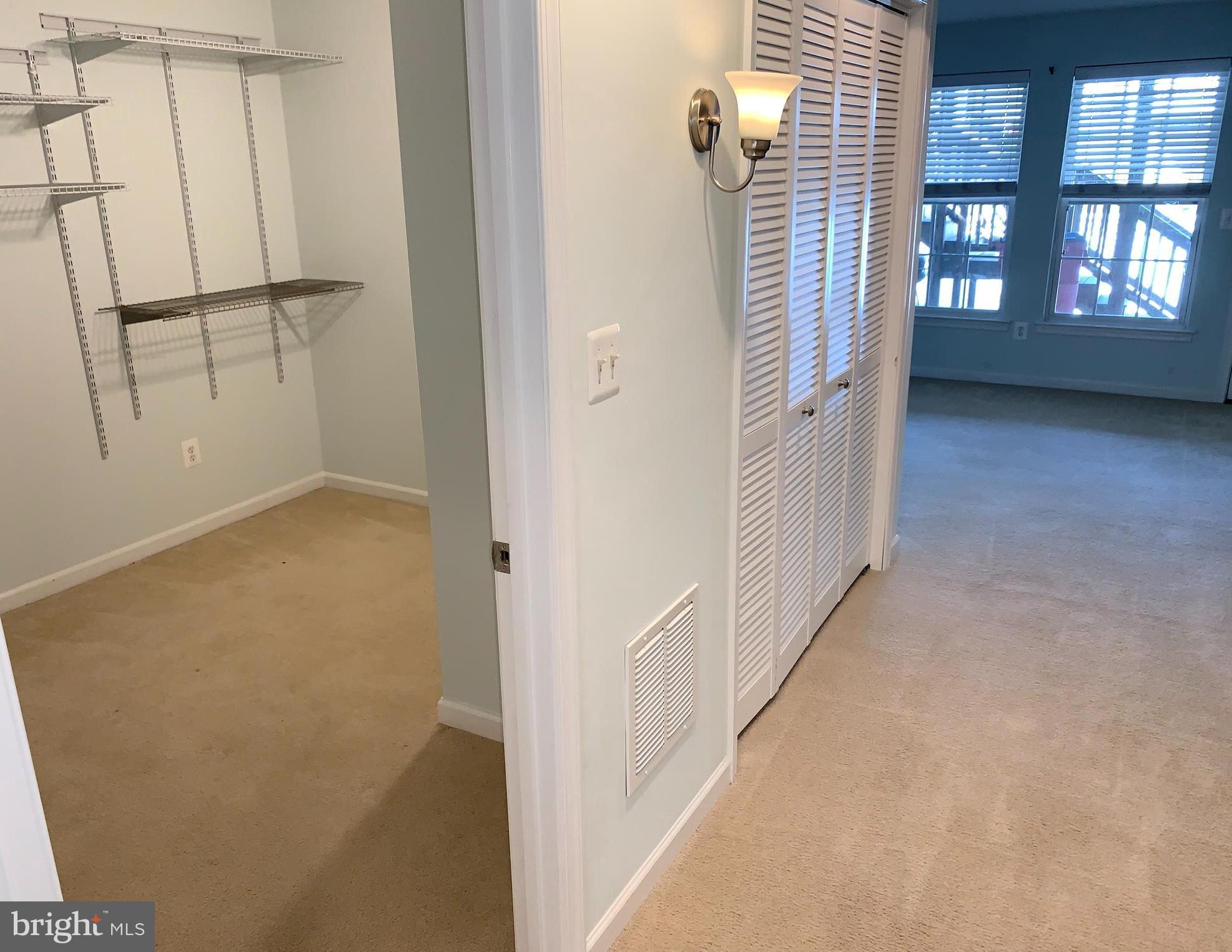 LAKELAND PLACE - Residential