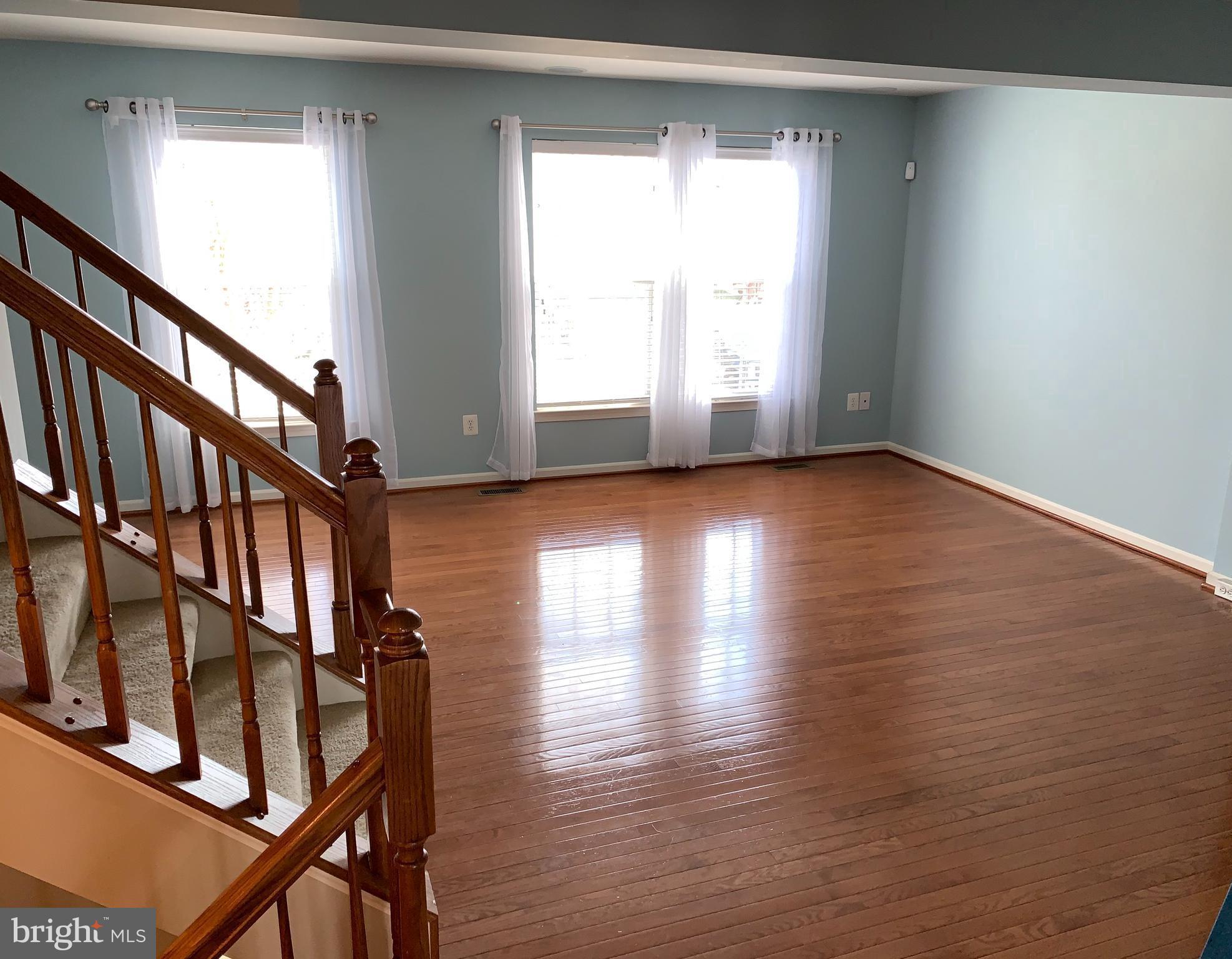 LAKELAND PLACE - Residential