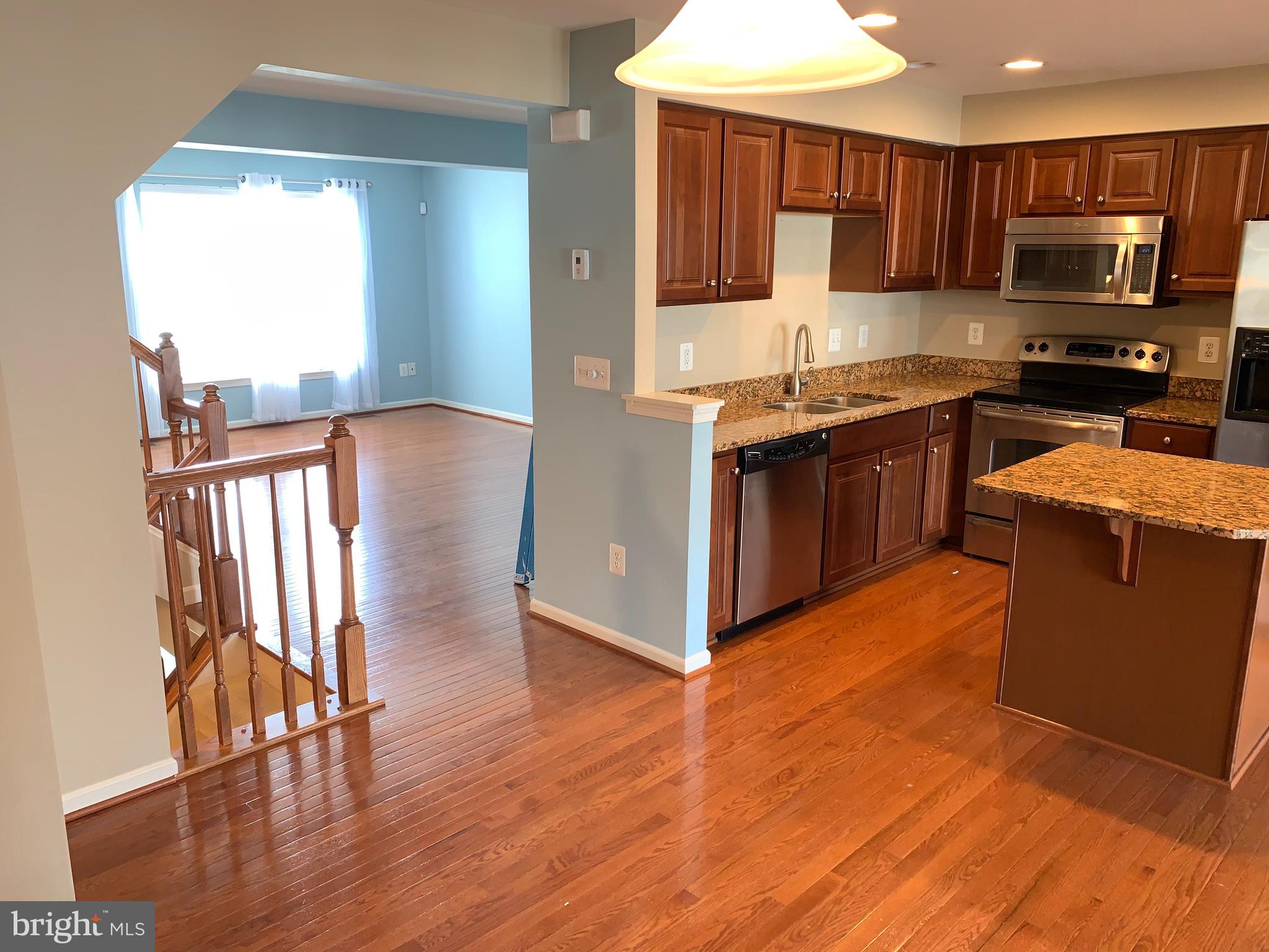 LAKELAND PLACE - Residential