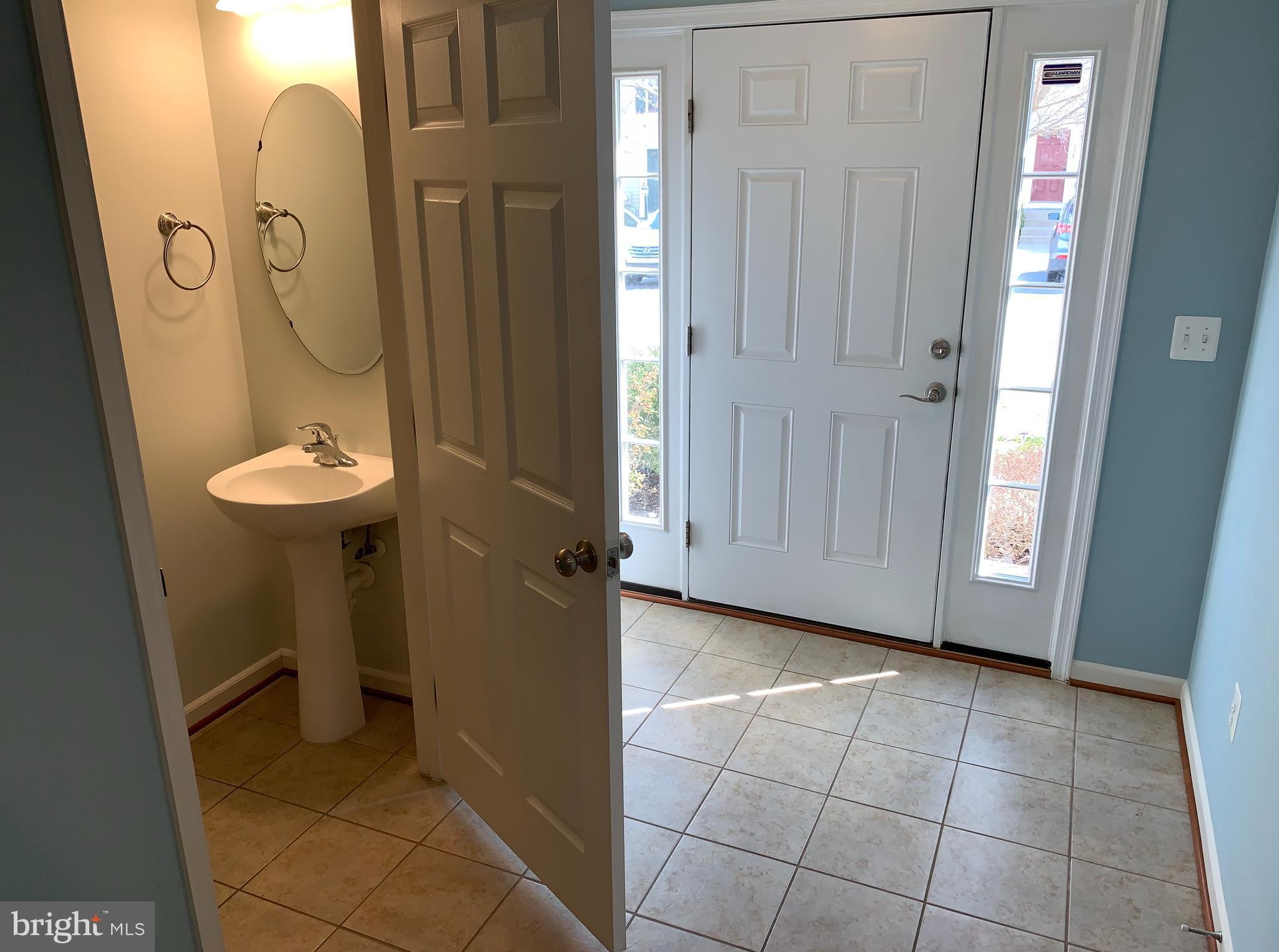 LAKELAND PLACE - Residential