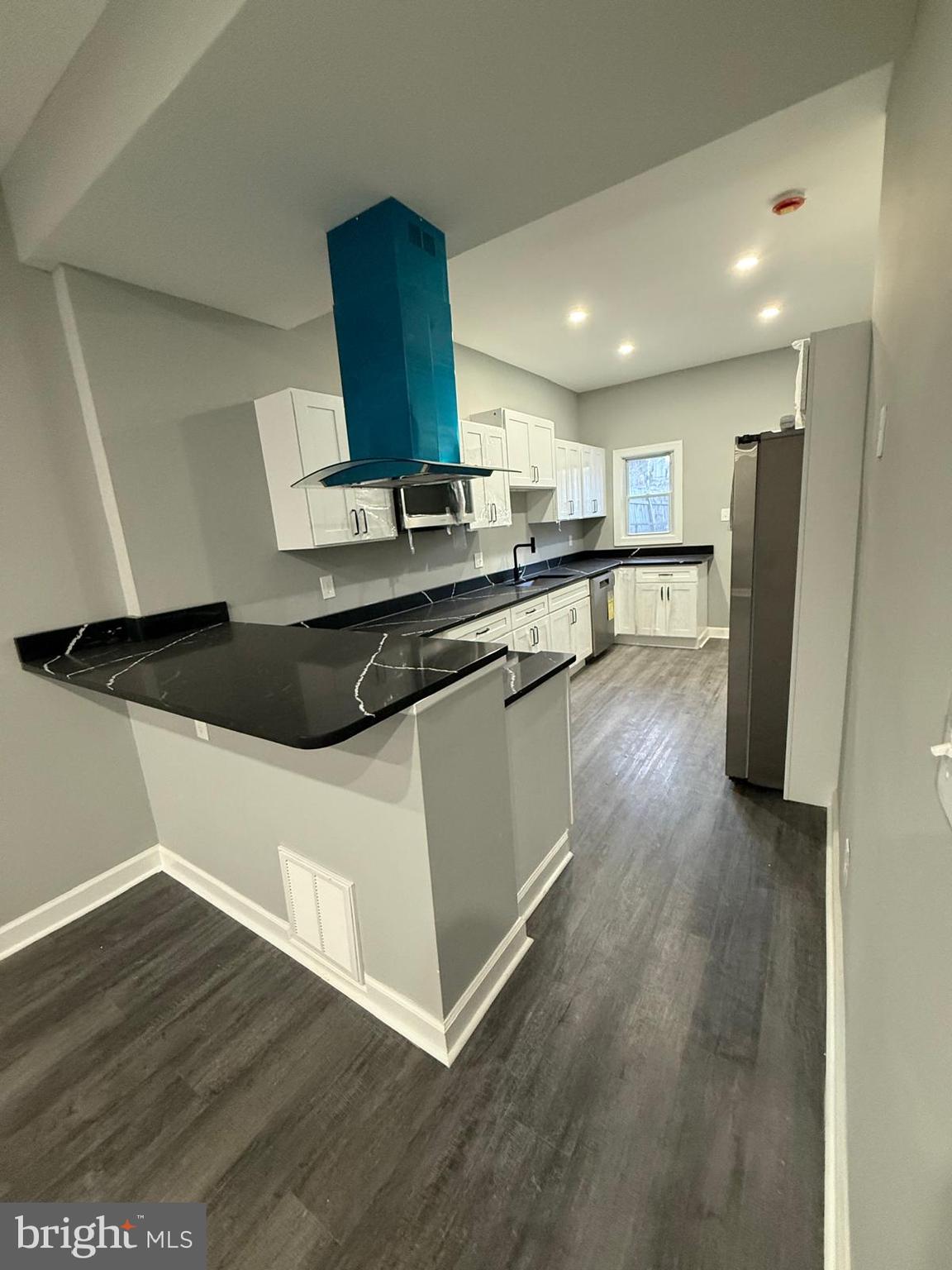 HARLEM PARK - Residential Lease