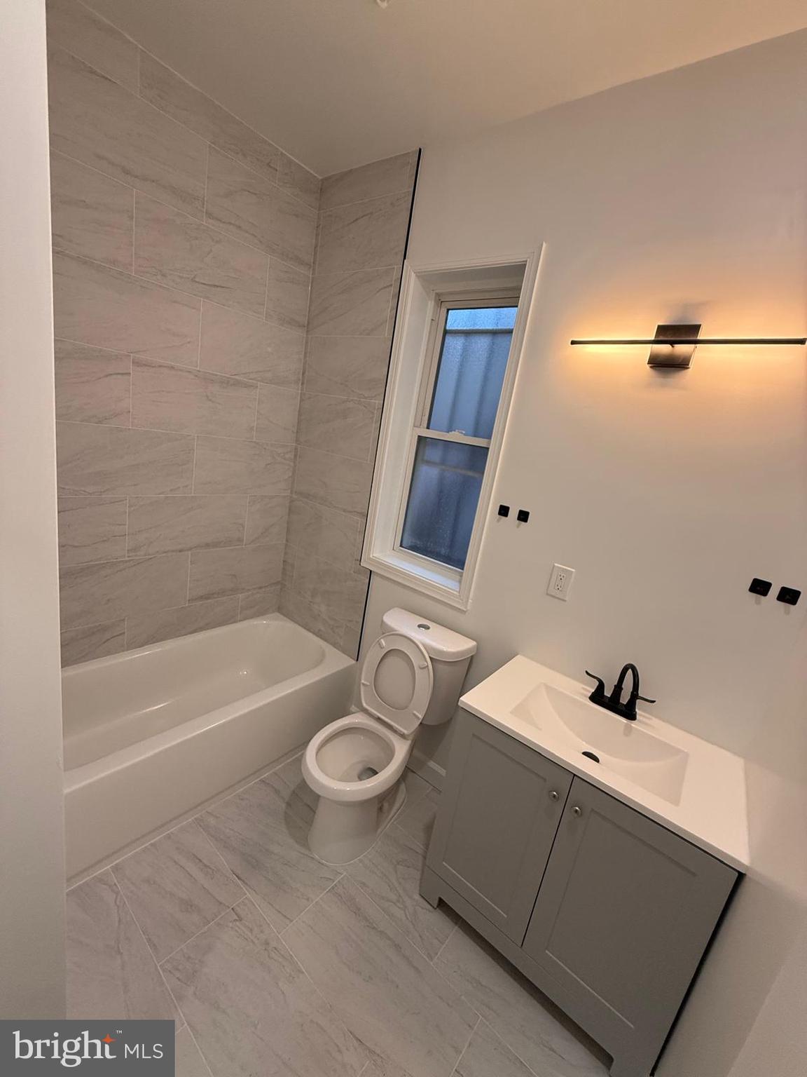 HARLEM PARK - Residential Lease