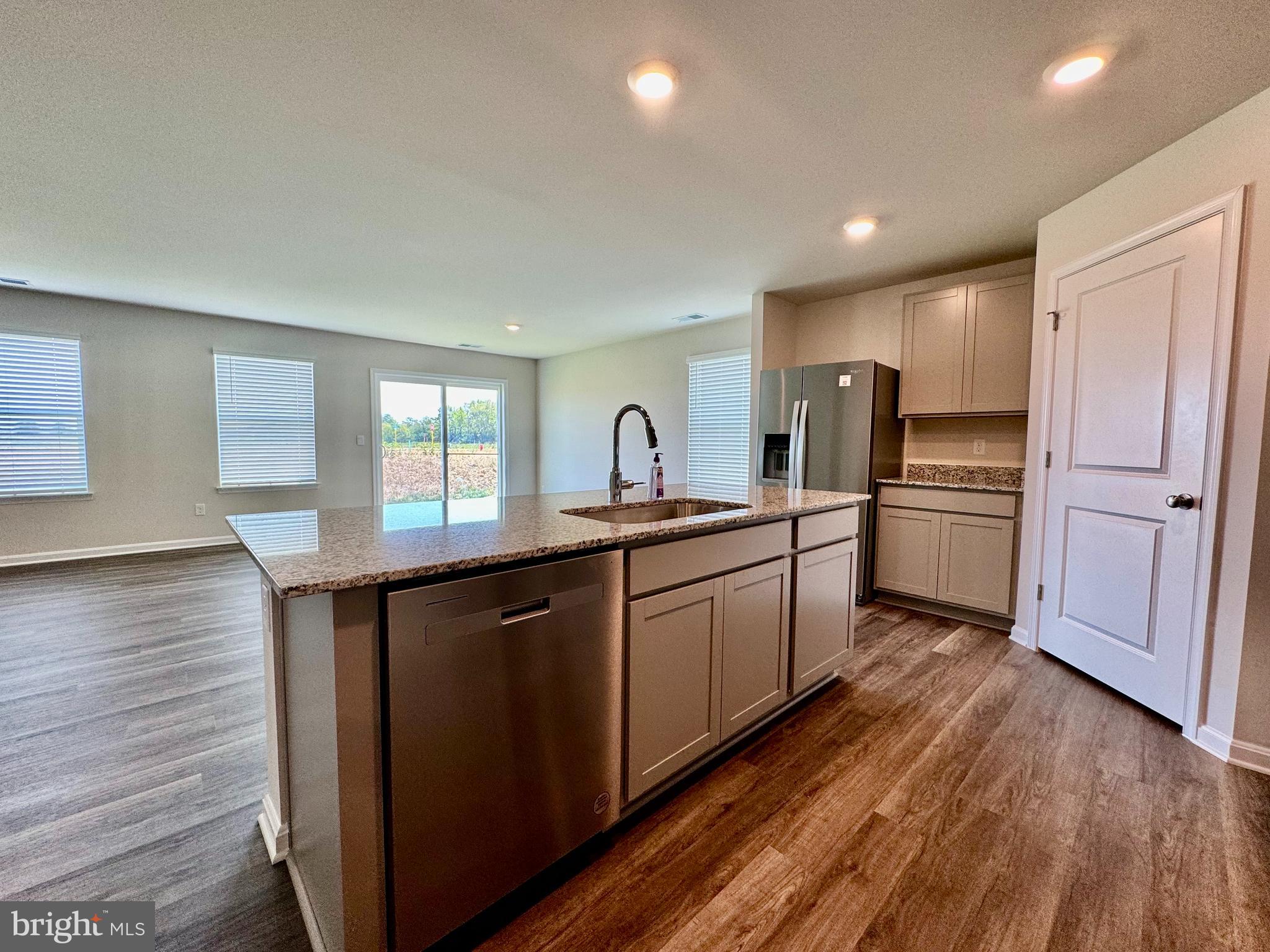 VALLEY VIEW - Residential Lease