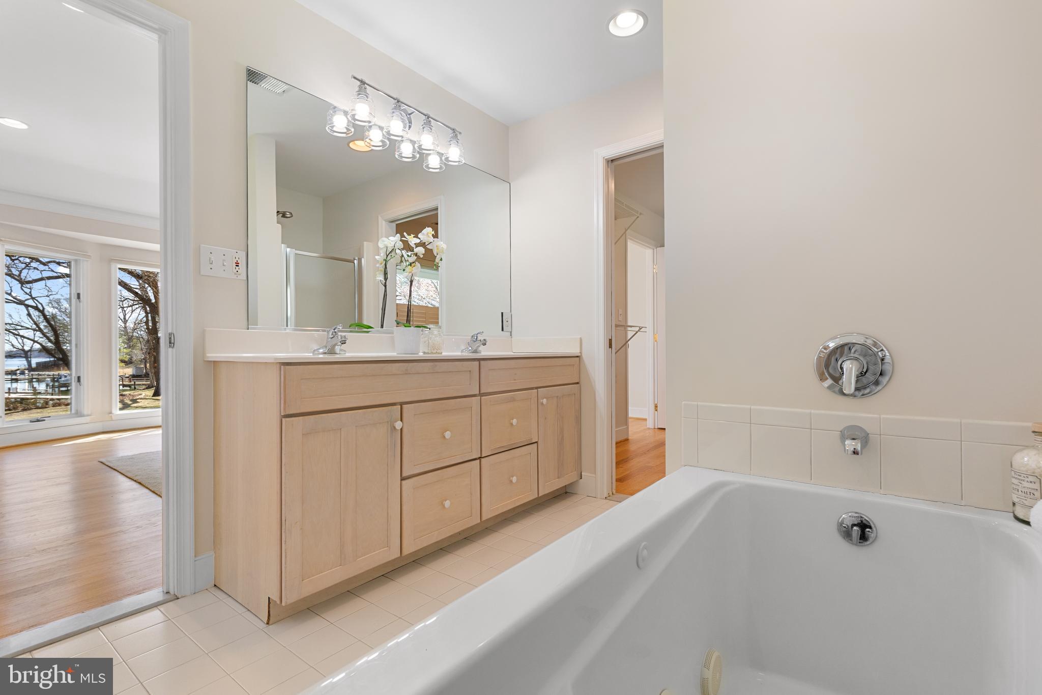 QUEEN ANNE'S ON THE WYE - Residential