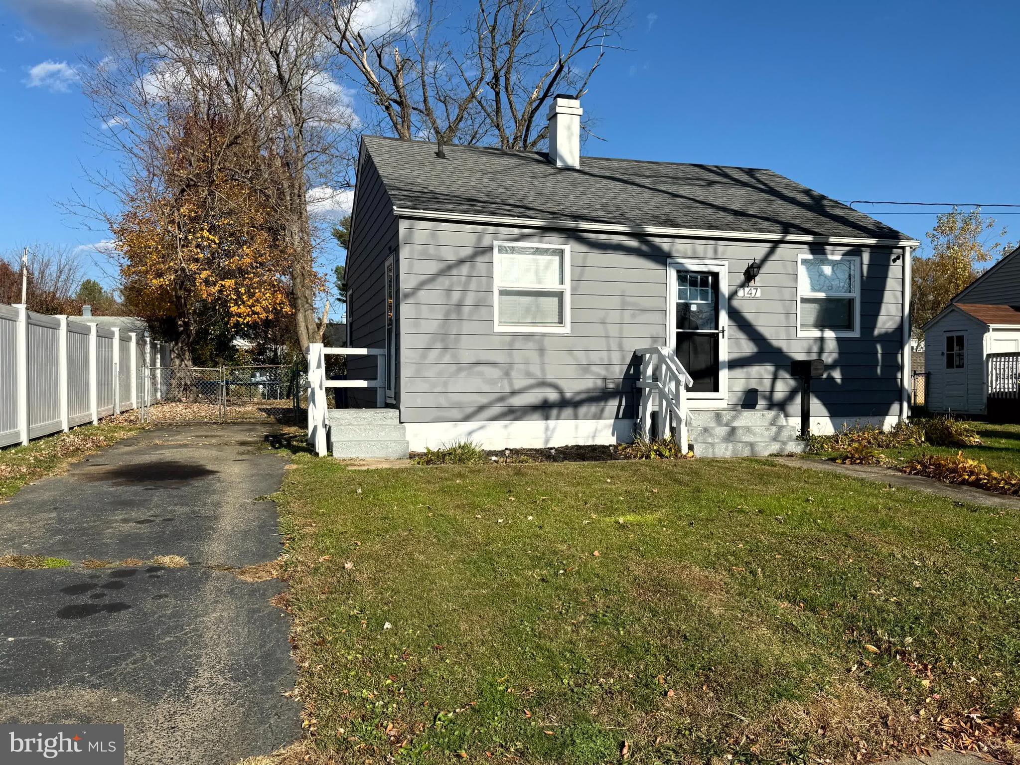 147 BANNISTER AVENUE