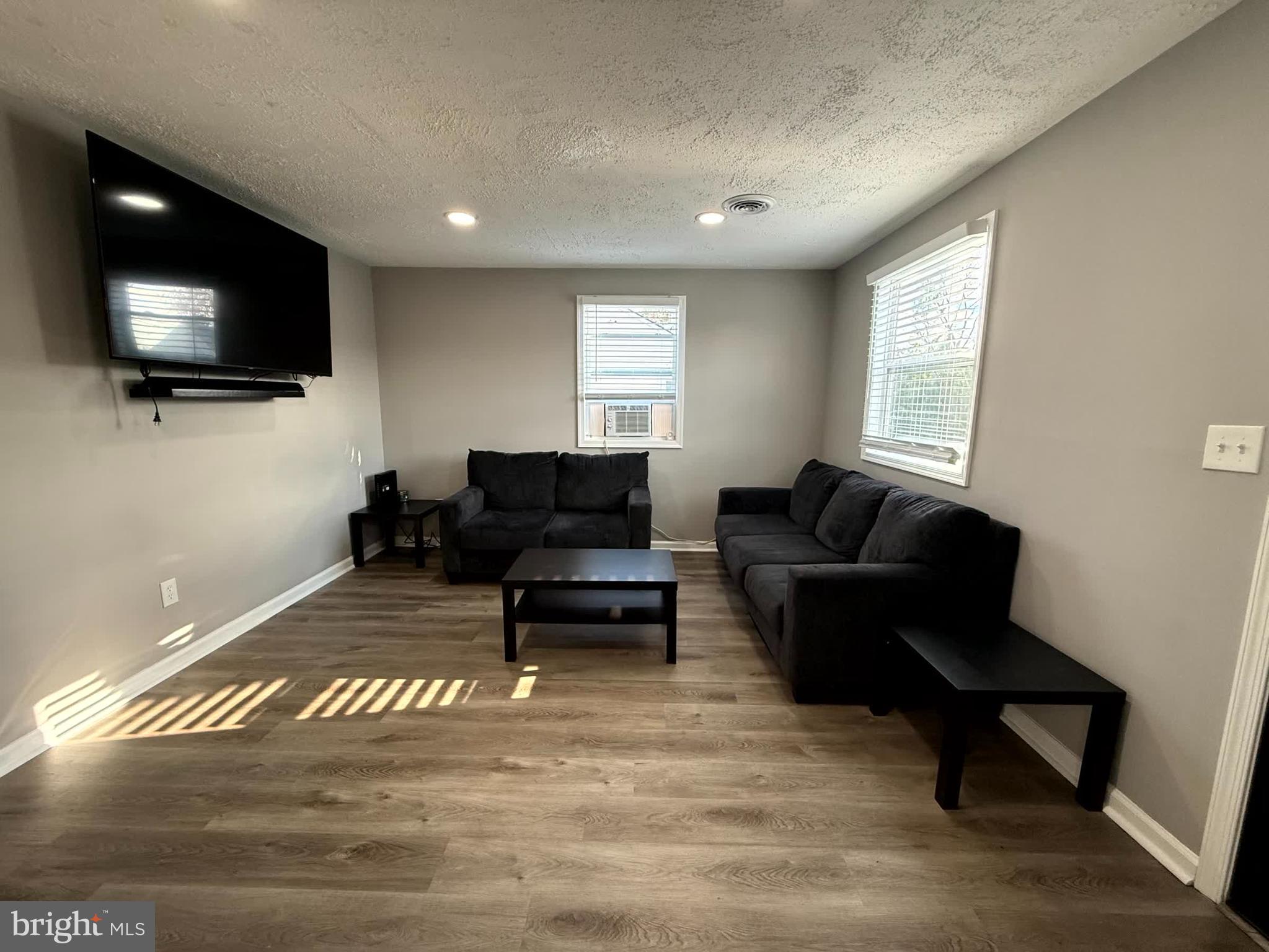 147 BANNISTER AVENUE