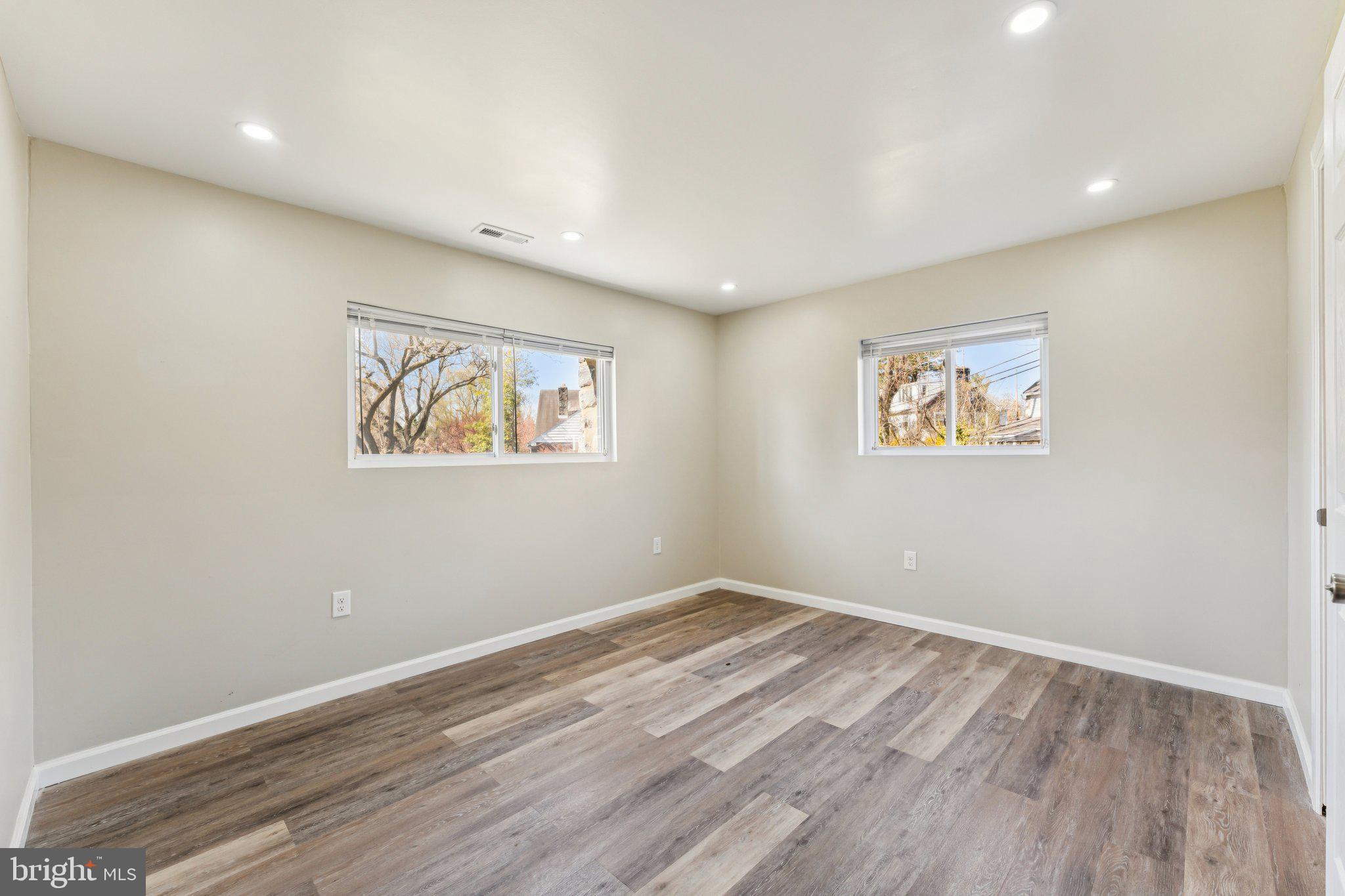 WYNNEWOOD - Residential