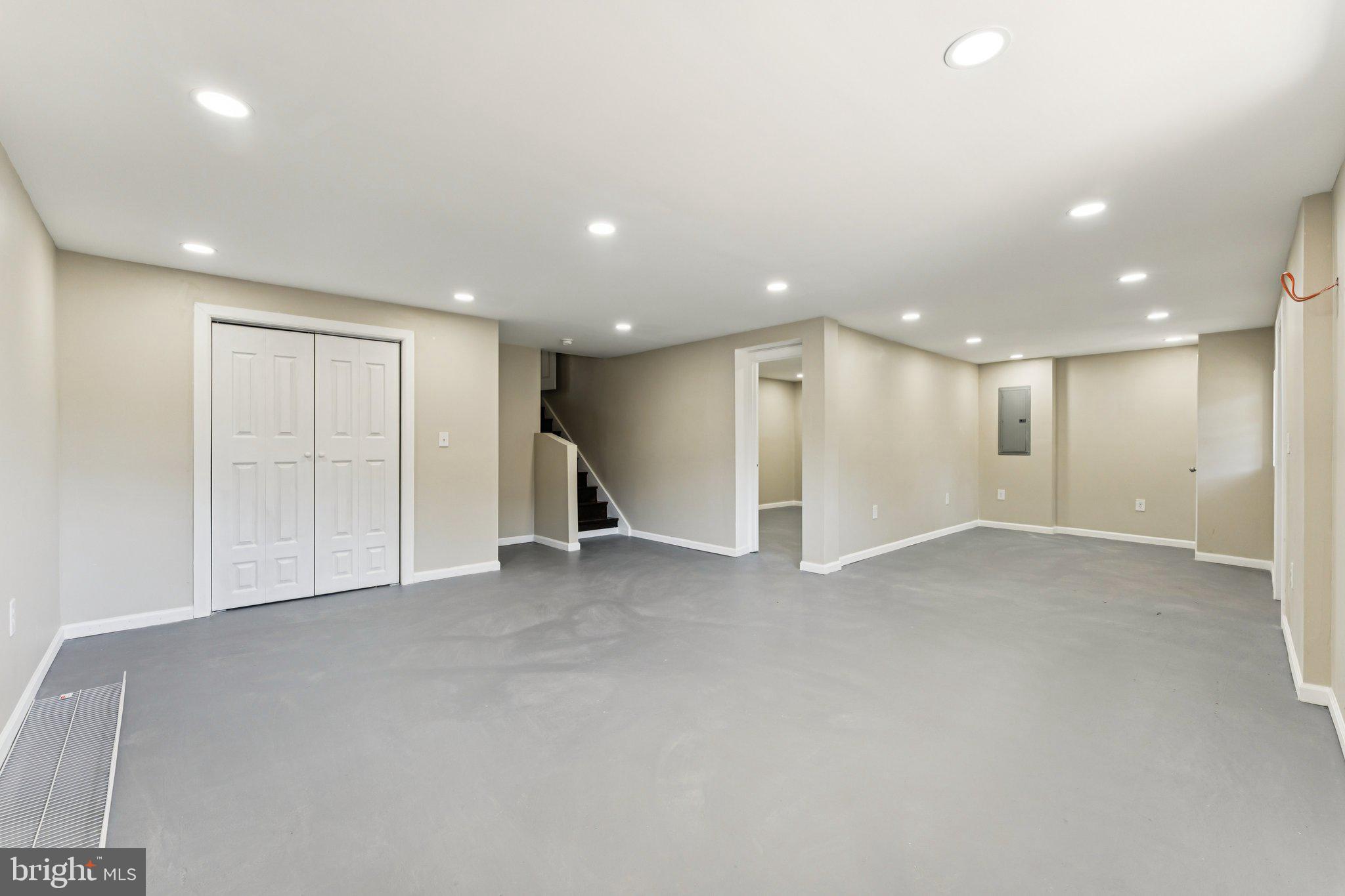 WYNNEWOOD - Residential