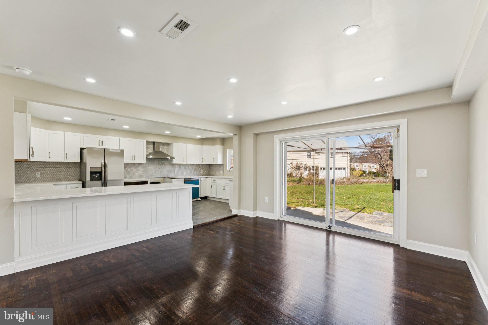 WYNNEWOOD - Residential