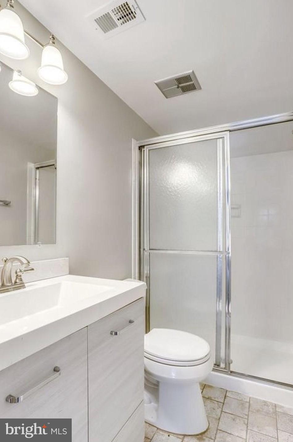 JEFFERSON MEWS - Residential Lease